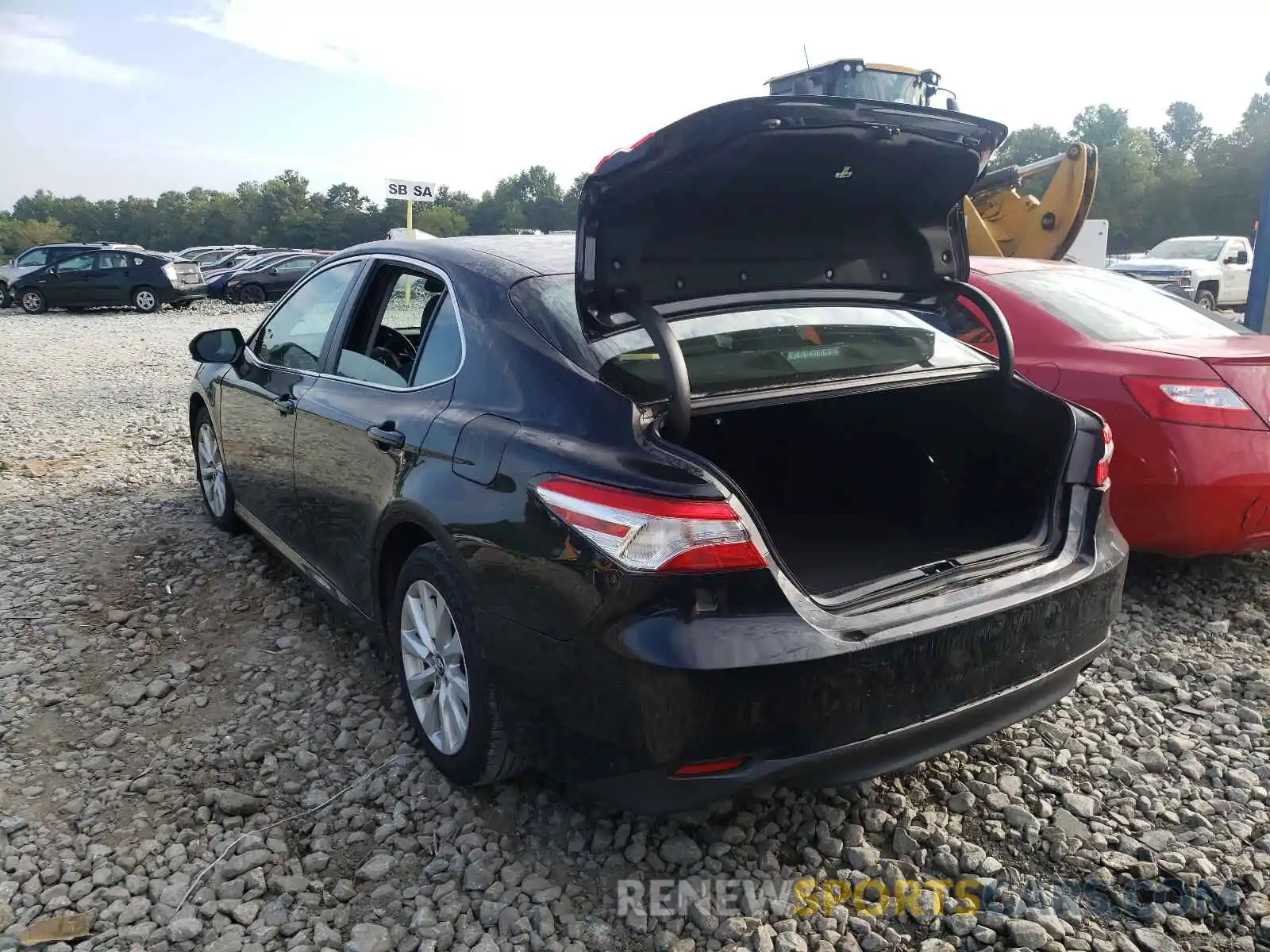 3 Photograph of a damaged car 4T1B11HK3KU768404 TOYOTA CAMRY 2019