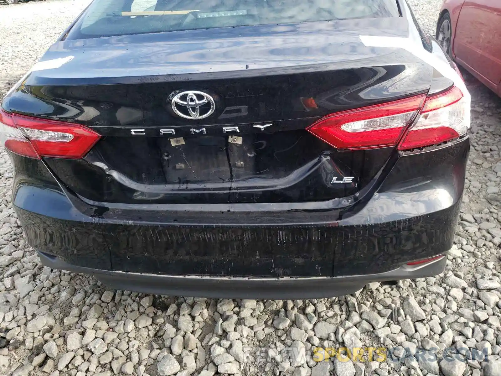 9 Photograph of a damaged car 4T1B11HK3KU768404 TOYOTA CAMRY 2019