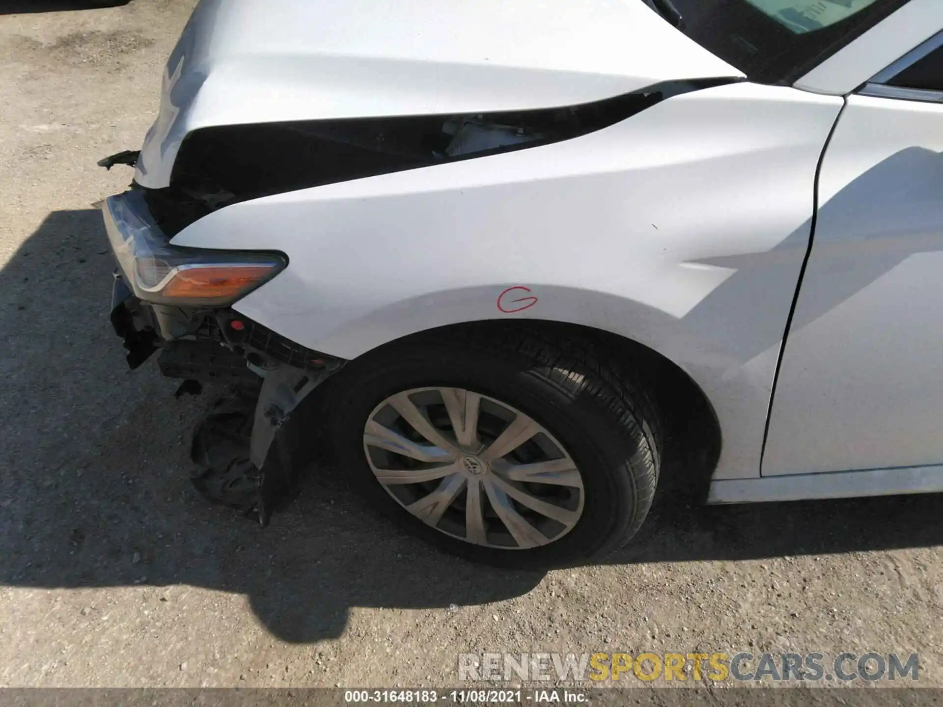 12 Photograph of a damaged car 4T1B11HK3KU770928 TOYOTA CAMRY 2019