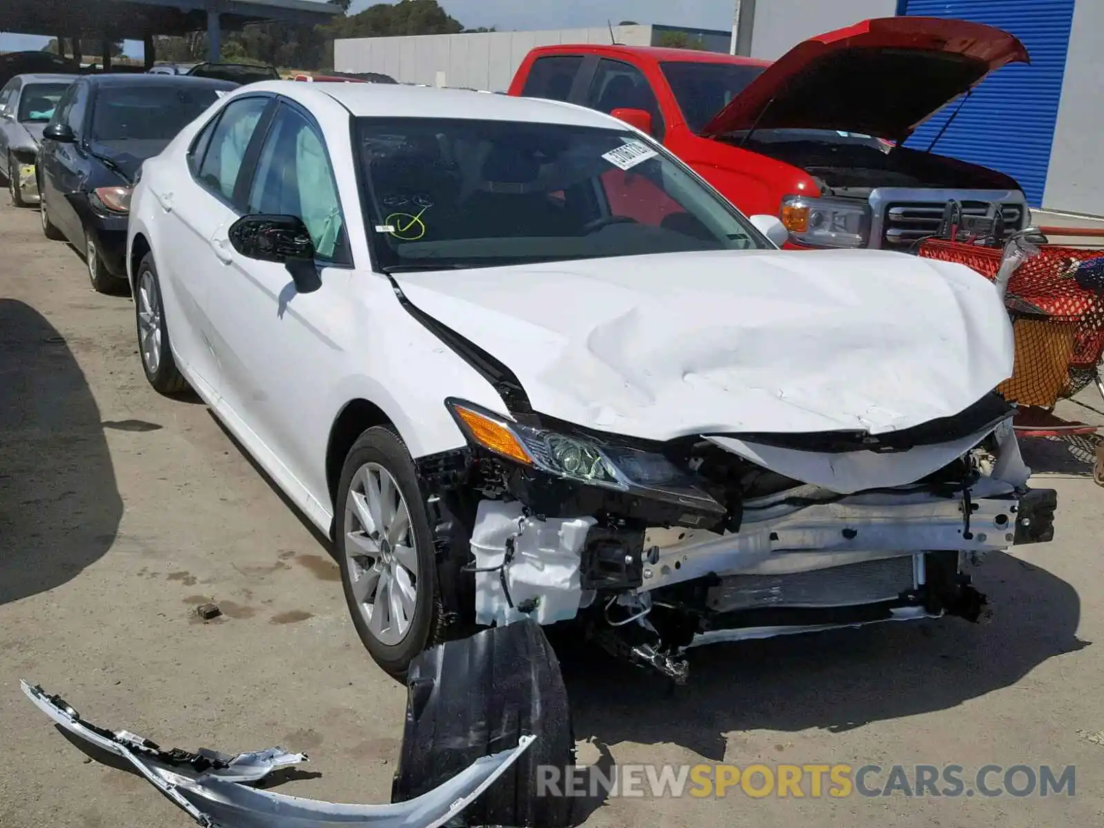 1 Photograph of a damaged car 4T1B11HK3KU772369 TOYOTA CAMRY 2019