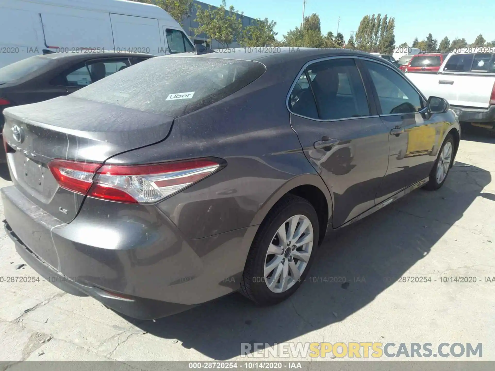 4 Фотография поврежденного автомобиля 4T1B11HK3KU772789 TOYOTA CAMRY 2019