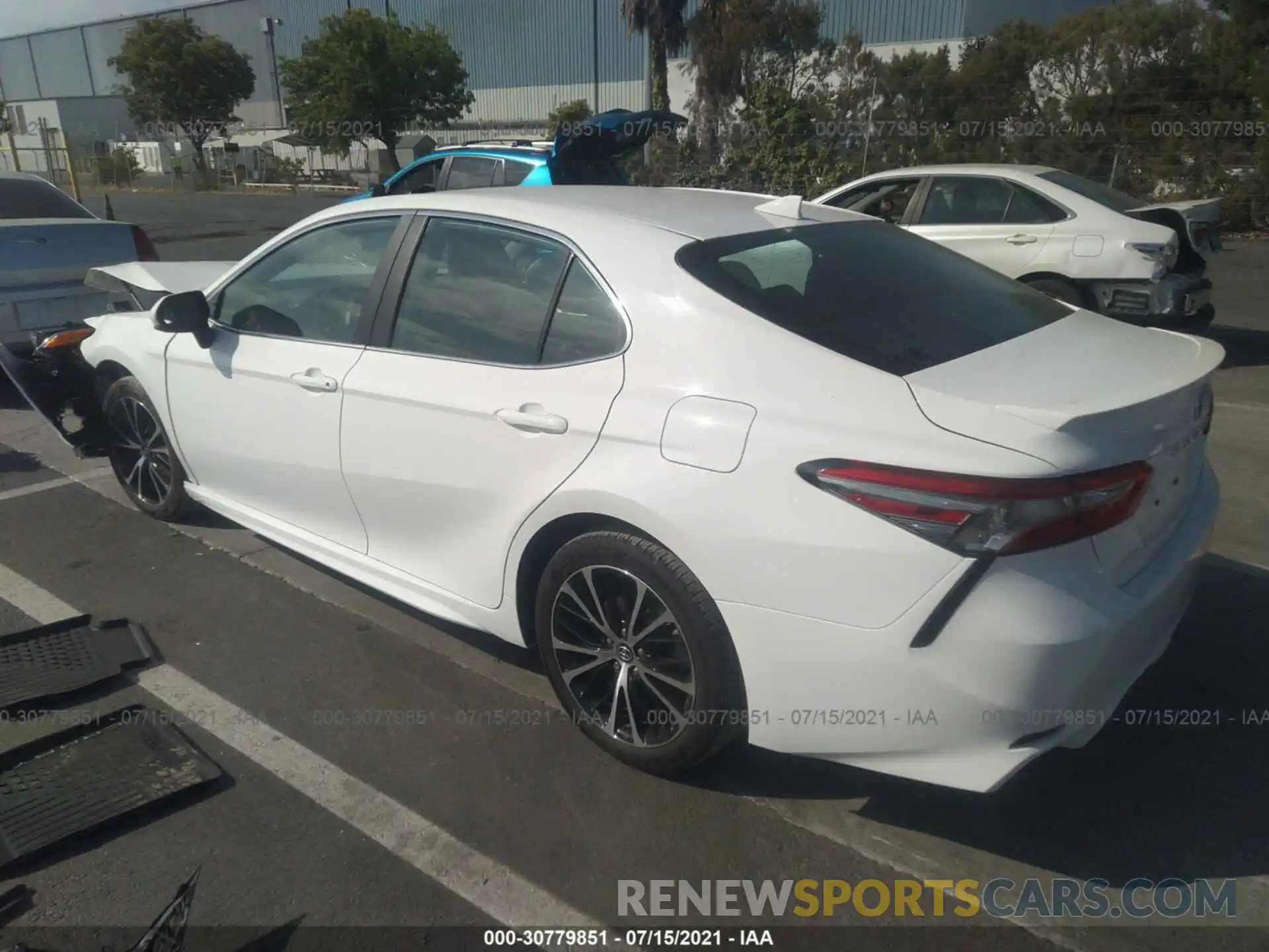 3 Photograph of a damaged car 4T1B11HK3KU773585 TOYOTA CAMRY 2019