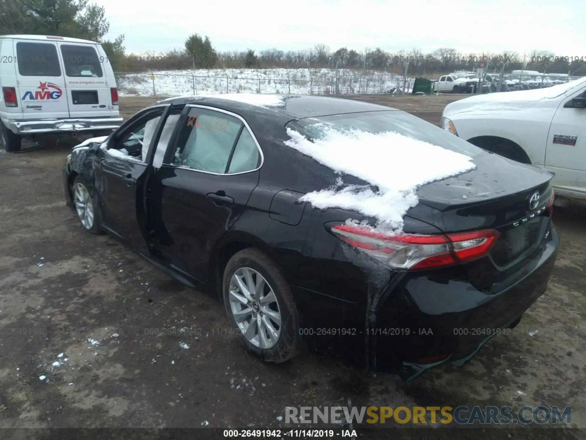 3 Photograph of a damaged car 4T1B11HK3KU773943 TOYOTA CAMRY 2019