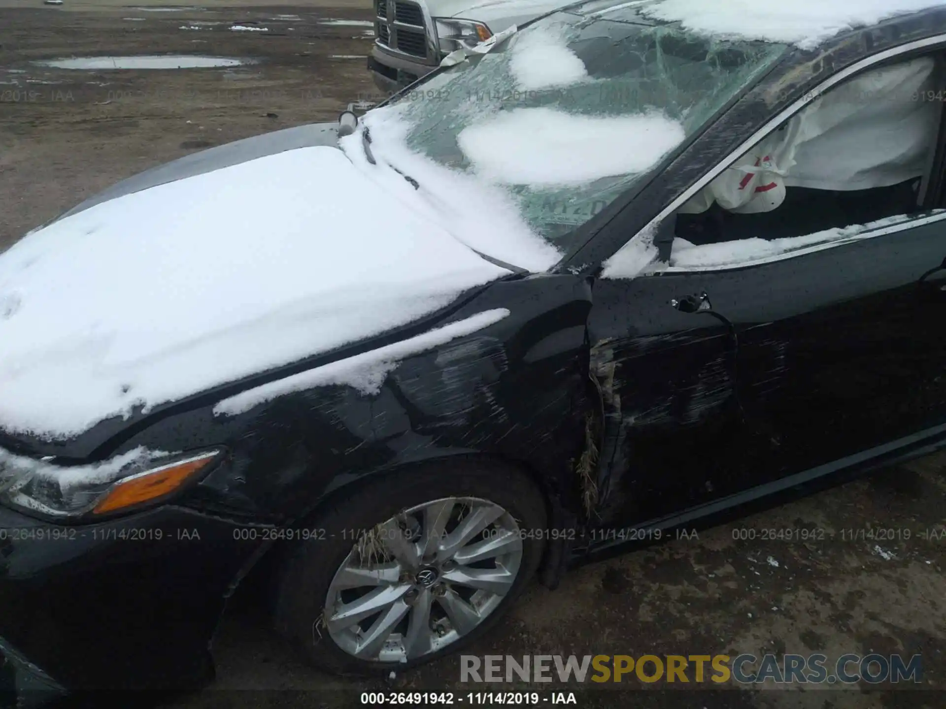 6 Photograph of a damaged car 4T1B11HK3KU773943 TOYOTA CAMRY 2019