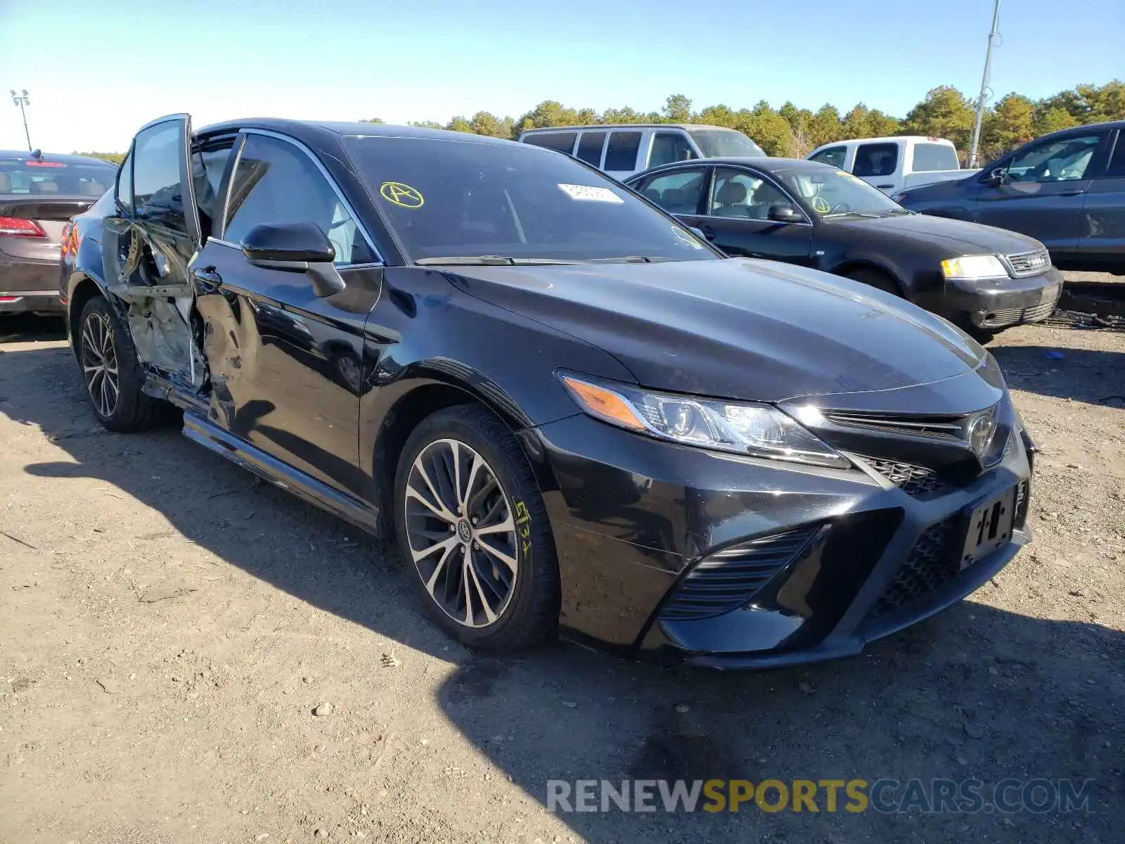 1 Photograph of a damaged car 4T1B11HK3KU777118 TOYOTA CAMRY 2019