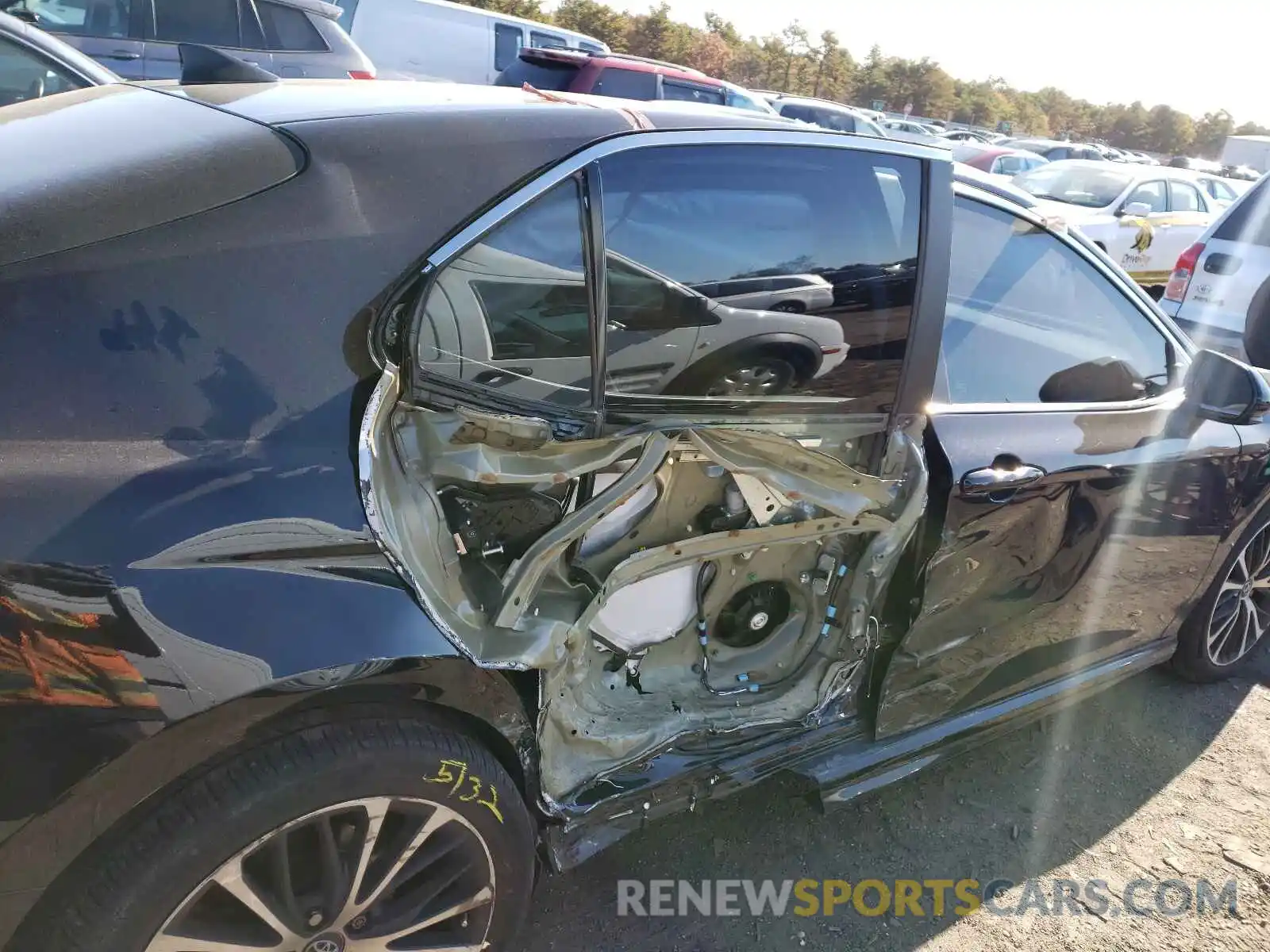 9 Photograph of a damaged car 4T1B11HK3KU777118 TOYOTA CAMRY 2019