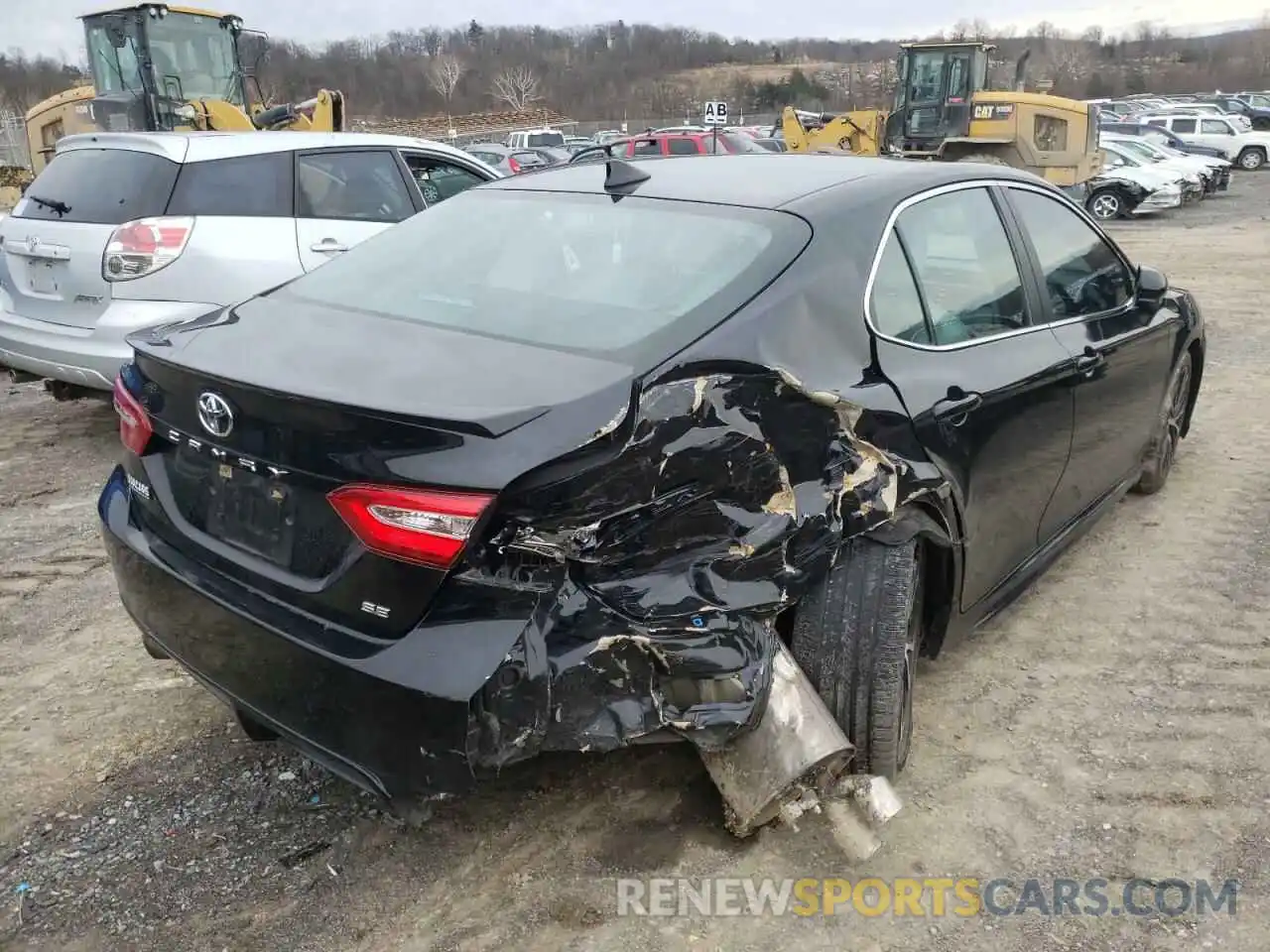 4 Photograph of a damaged car 4T1B11HK3KU777250 TOYOTA CAMRY 2019