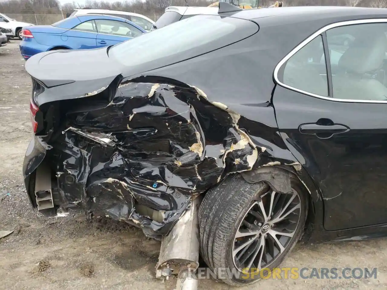 9 Photograph of a damaged car 4T1B11HK3KU777250 TOYOTA CAMRY 2019