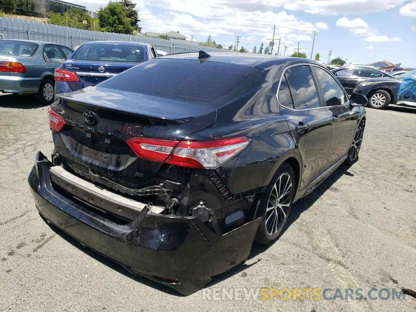 4 Photograph of a damaged car 4T1B11HK3KU778771 TOYOTA CAMRY 2019