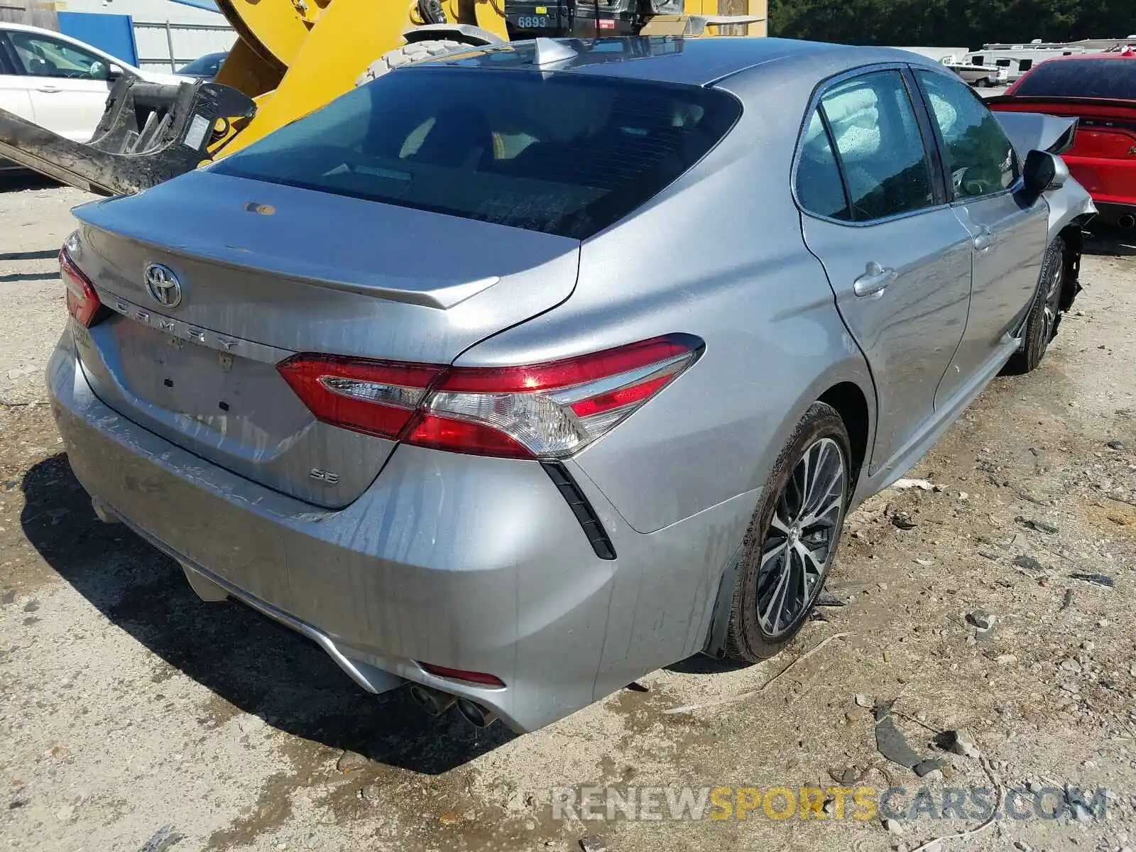 4 Photograph of a damaged car 4T1B11HK3KU779435 TOYOTA CAMRY 2019