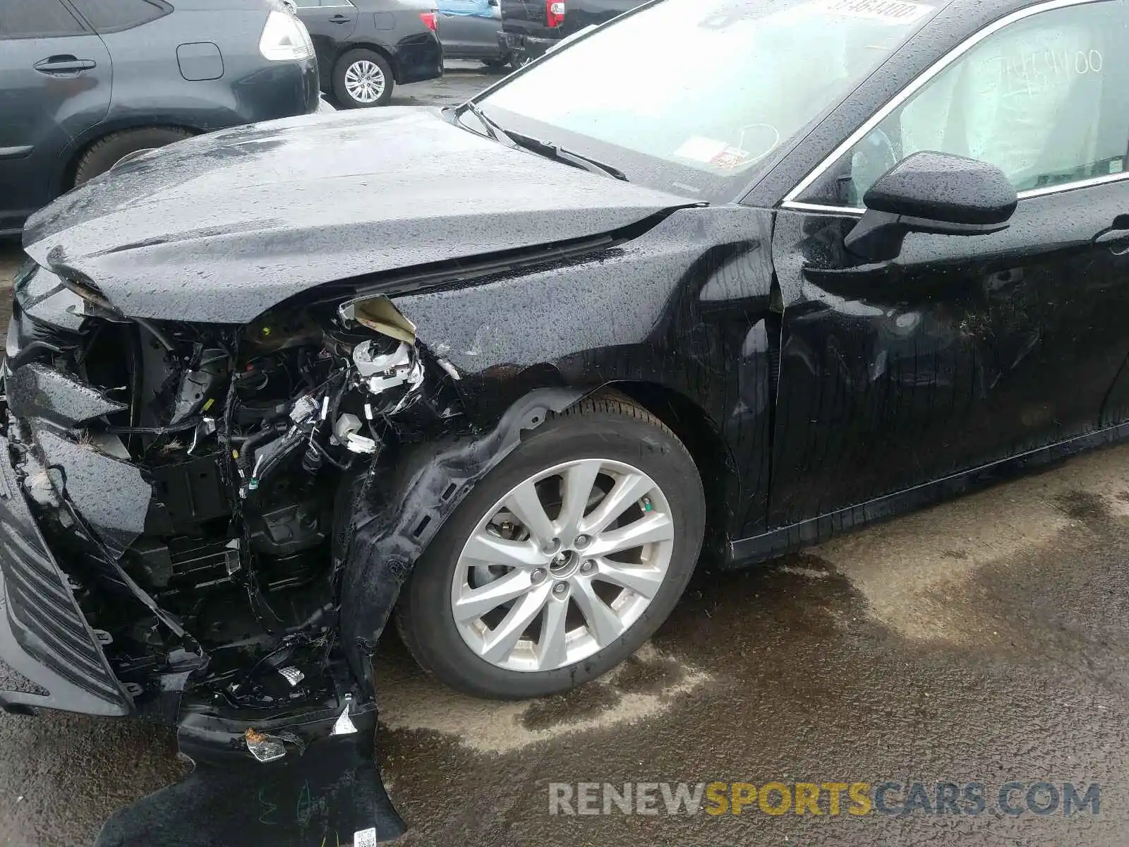 9 Photograph of a damaged car 4T1B11HK3KU779712 TOYOTA CAMRY 2019