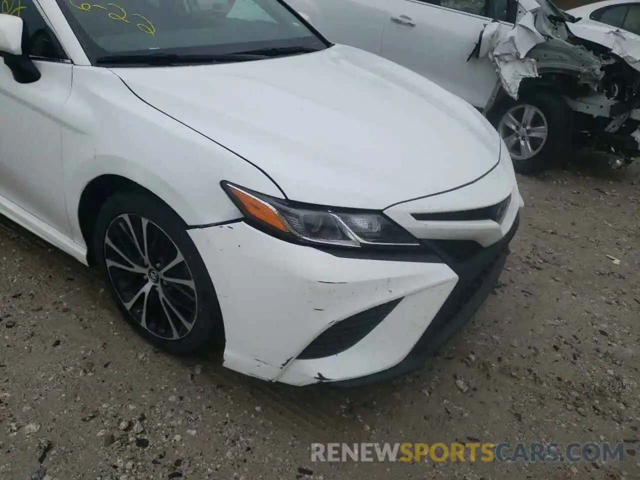 9 Photograph of a damaged car 4T1B11HK3KU779922 TOYOTA CAMRY 2019