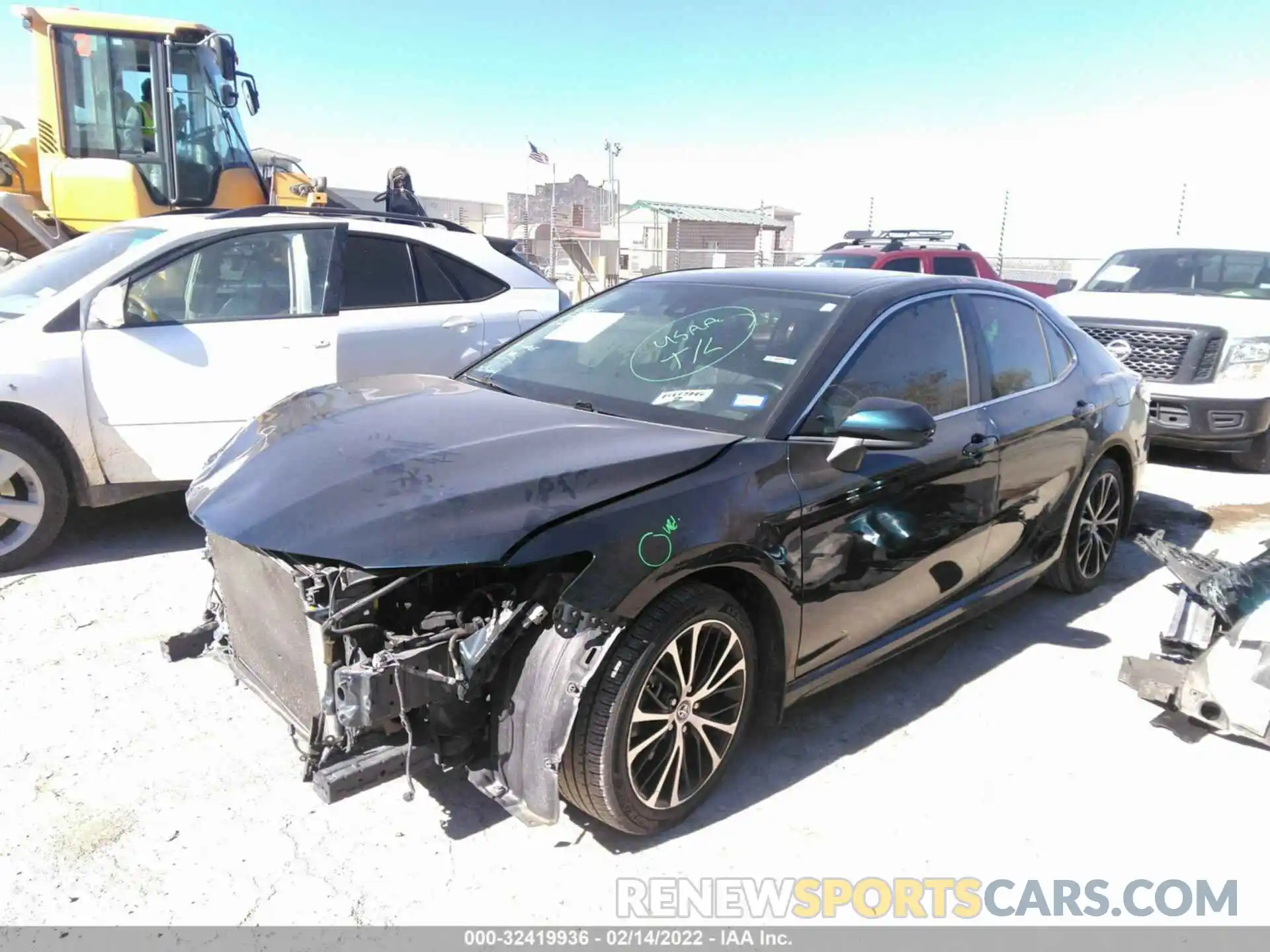 2 Photograph of a damaged car 4T1B11HK3KU780715 TOYOTA CAMRY 2019