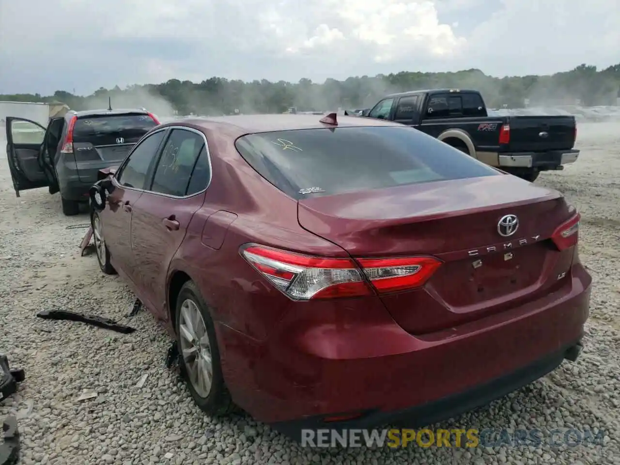 3 Photograph of a damaged car 4T1B11HK3KU780925 TOYOTA CAMRY 2019