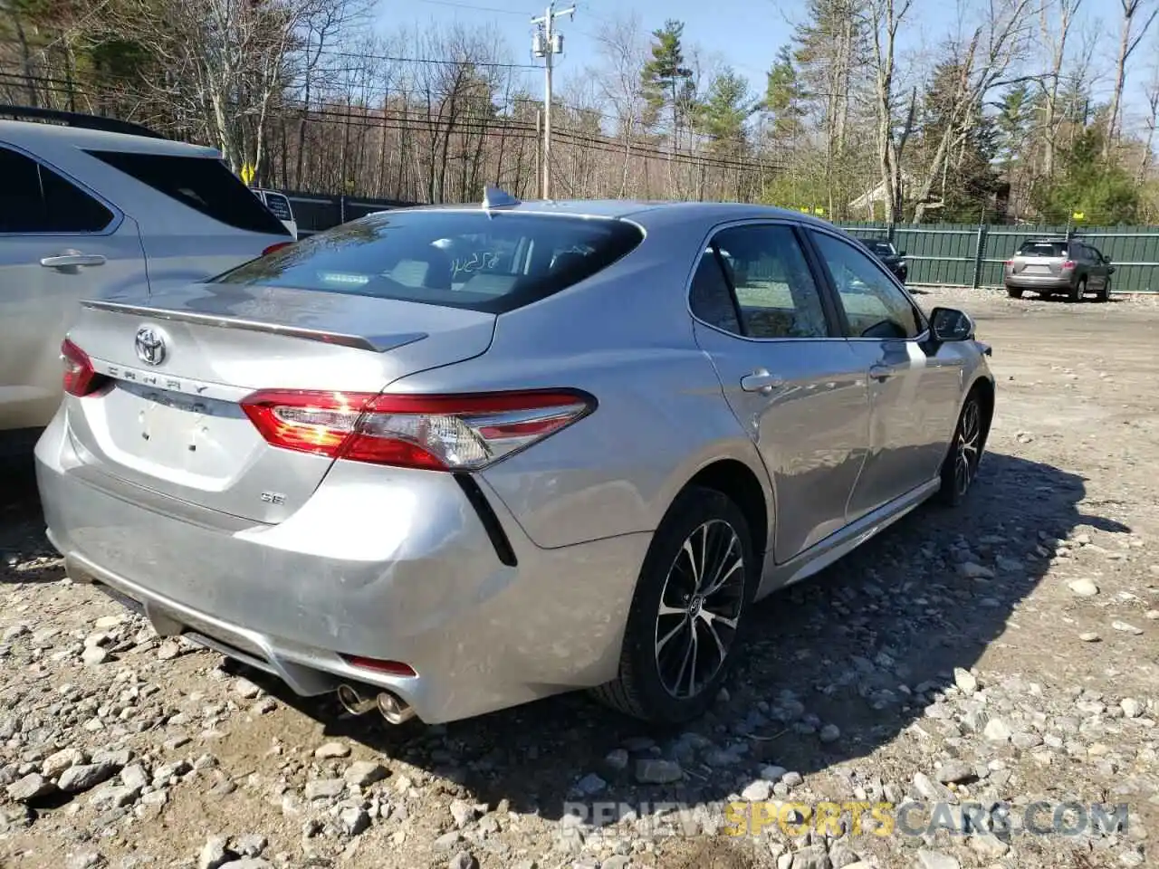 4 Photograph of a damaged car 4T1B11HK3KU780939 TOYOTA CAMRY 2019