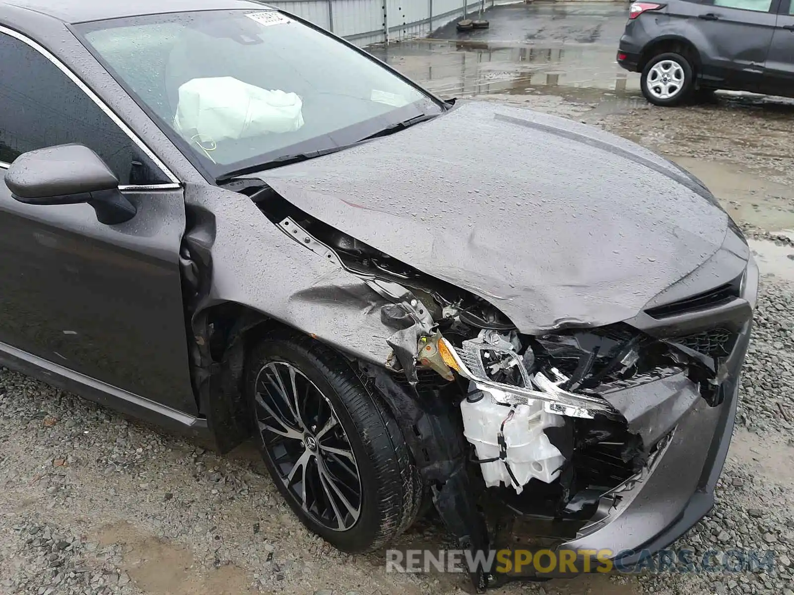 9 Photograph of a damaged car 4T1B11HK3KU781962 TOYOTA CAMRY 2019