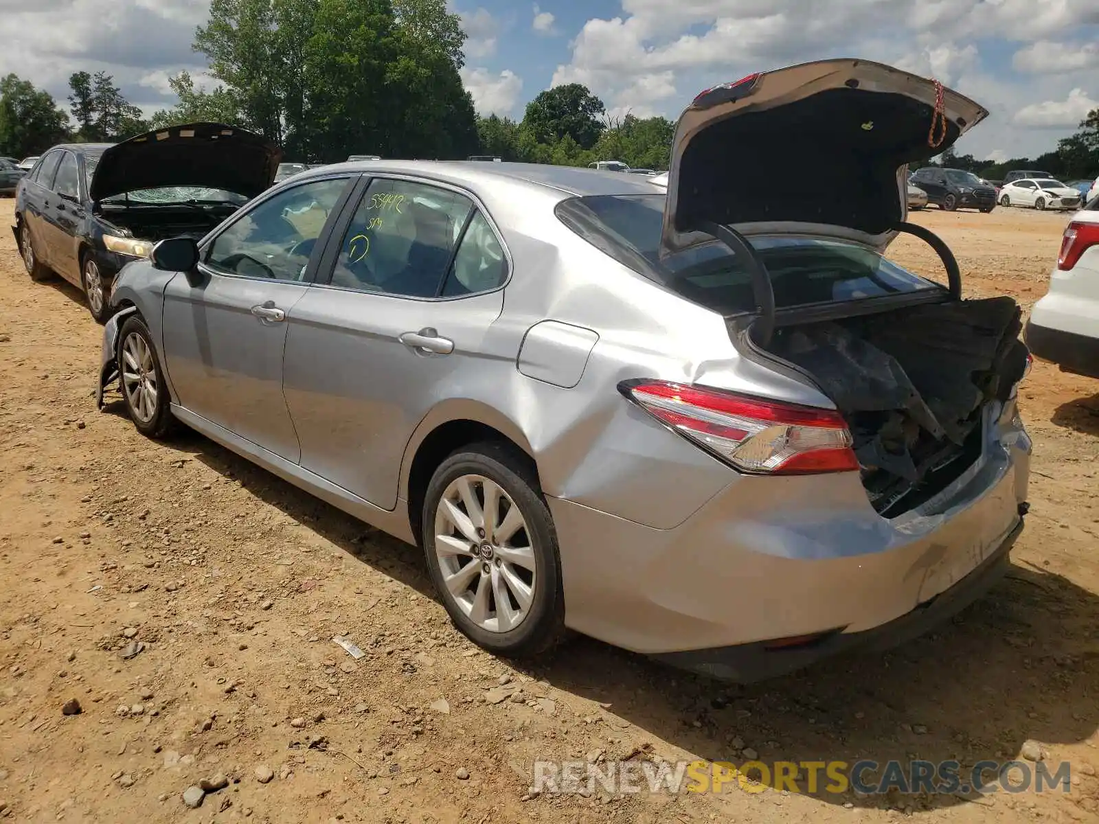 3 Photograph of a damaged car 4T1B11HK3KU782447 TOYOTA CAMRY 2019