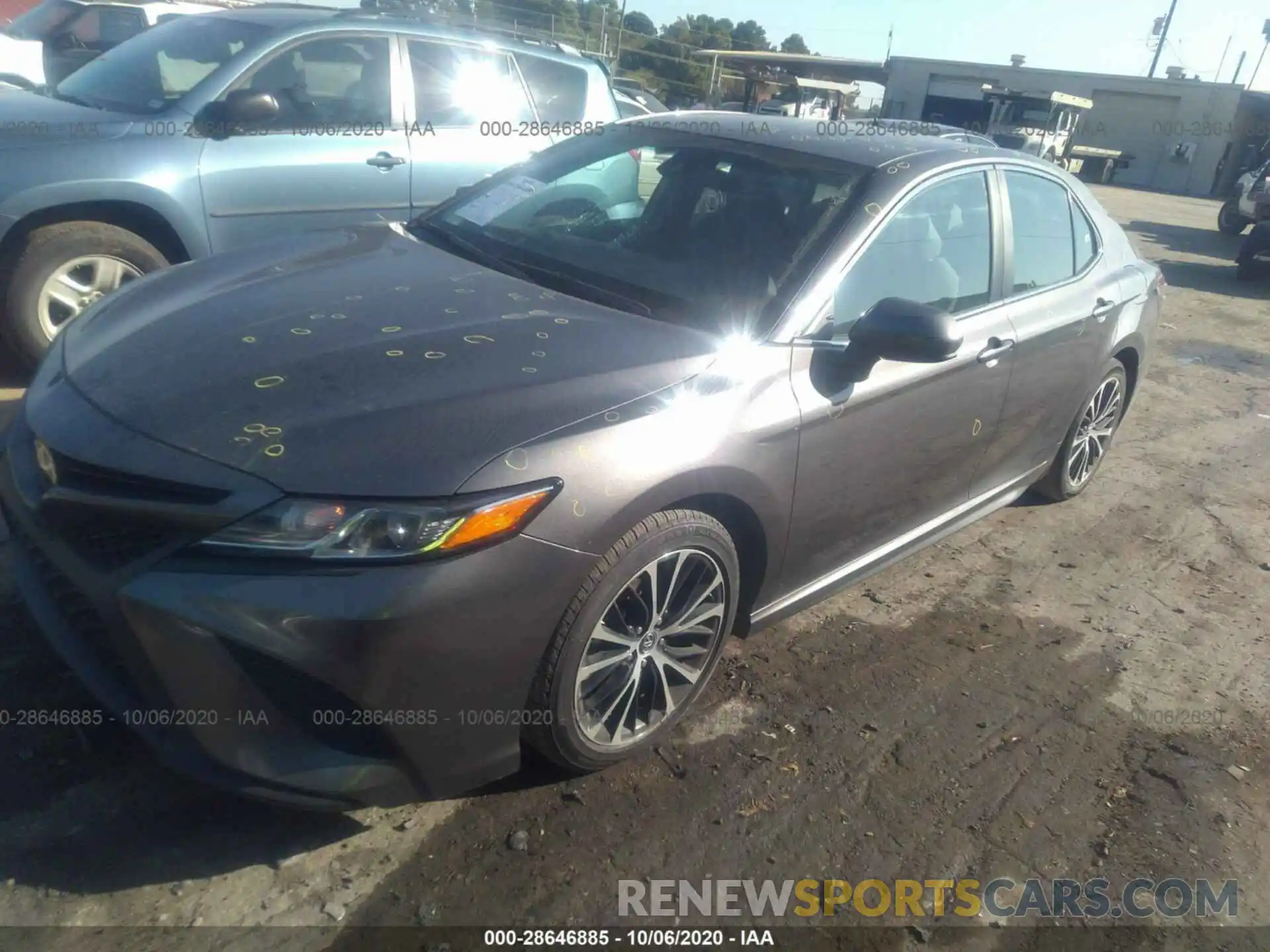 2 Photograph of a damaged car 4T1B11HK3KU783663 TOYOTA CAMRY 2019