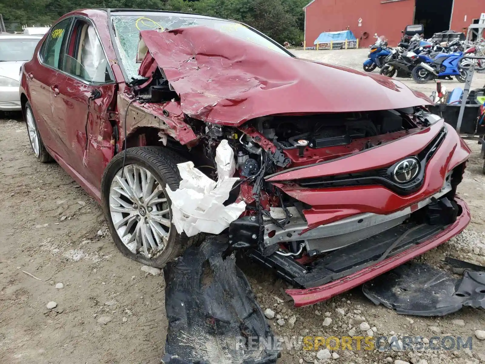 1 Photograph of a damaged car 4T1B11HK3KU785753 TOYOTA CAMRY 2019