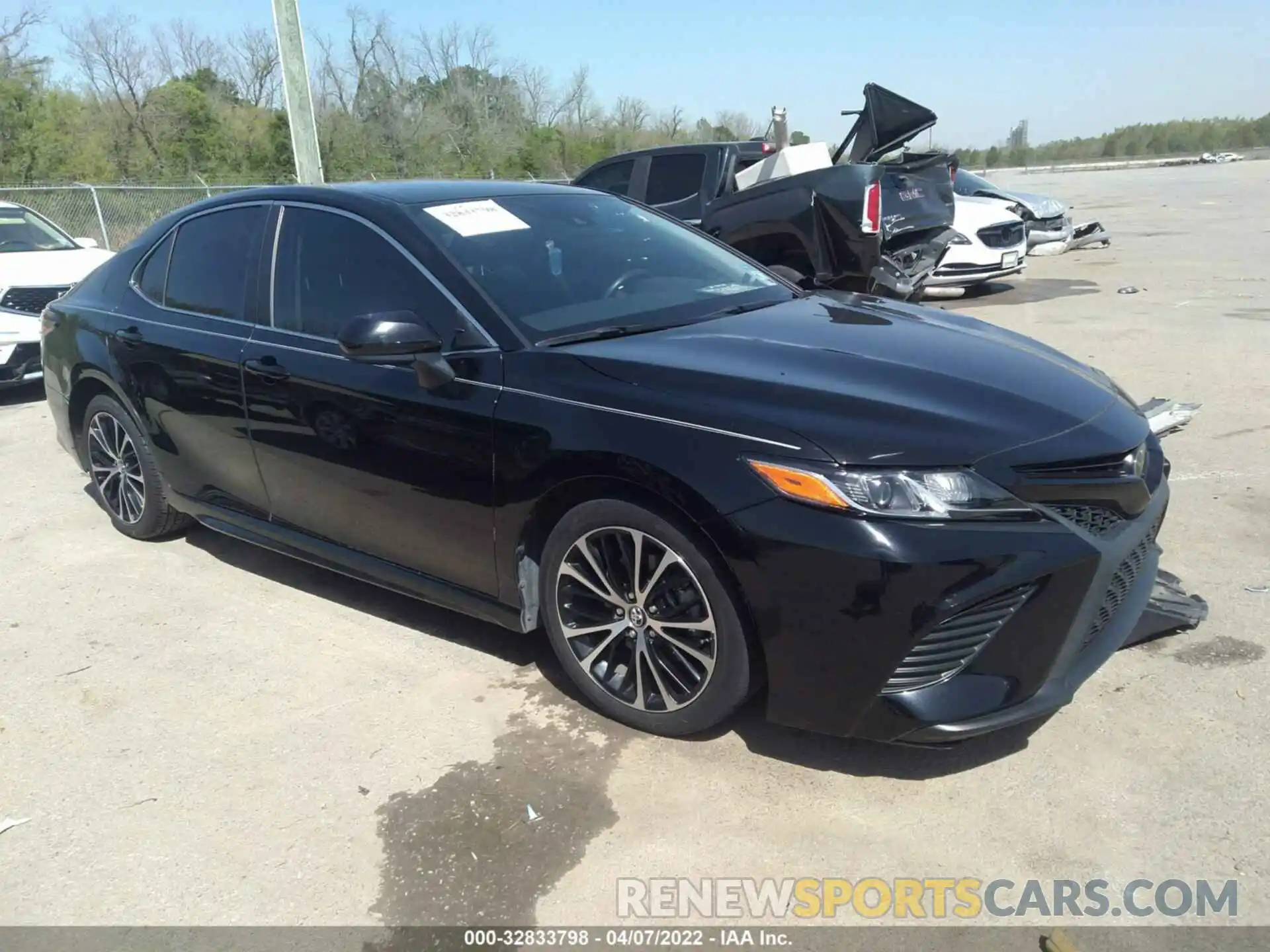 1 Photograph of a damaged car 4T1B11HK3KU786367 TOYOTA CAMRY 2019