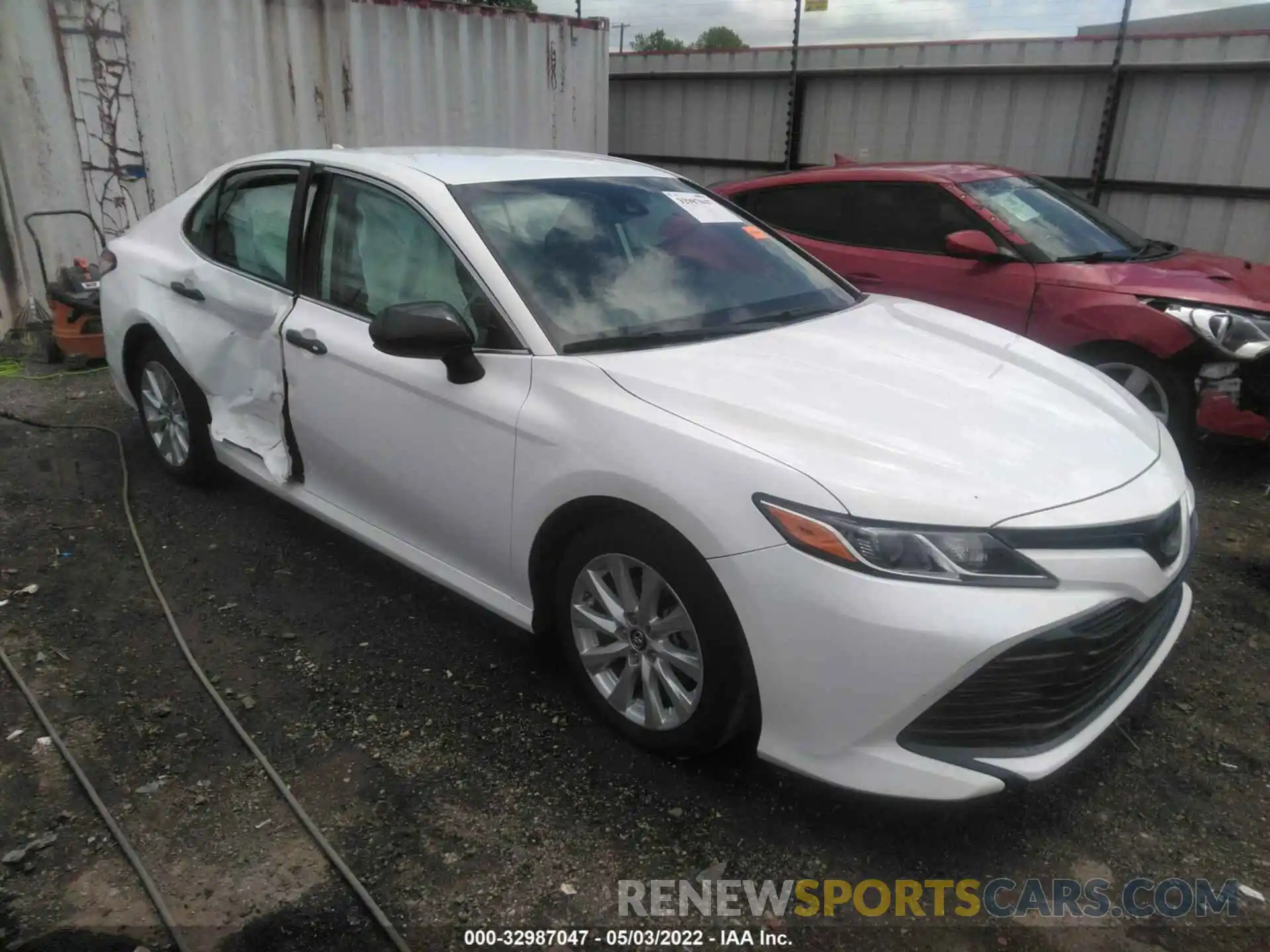 1 Photograph of a damaged car 4T1B11HK3KU791679 TOYOTA CAMRY 2019