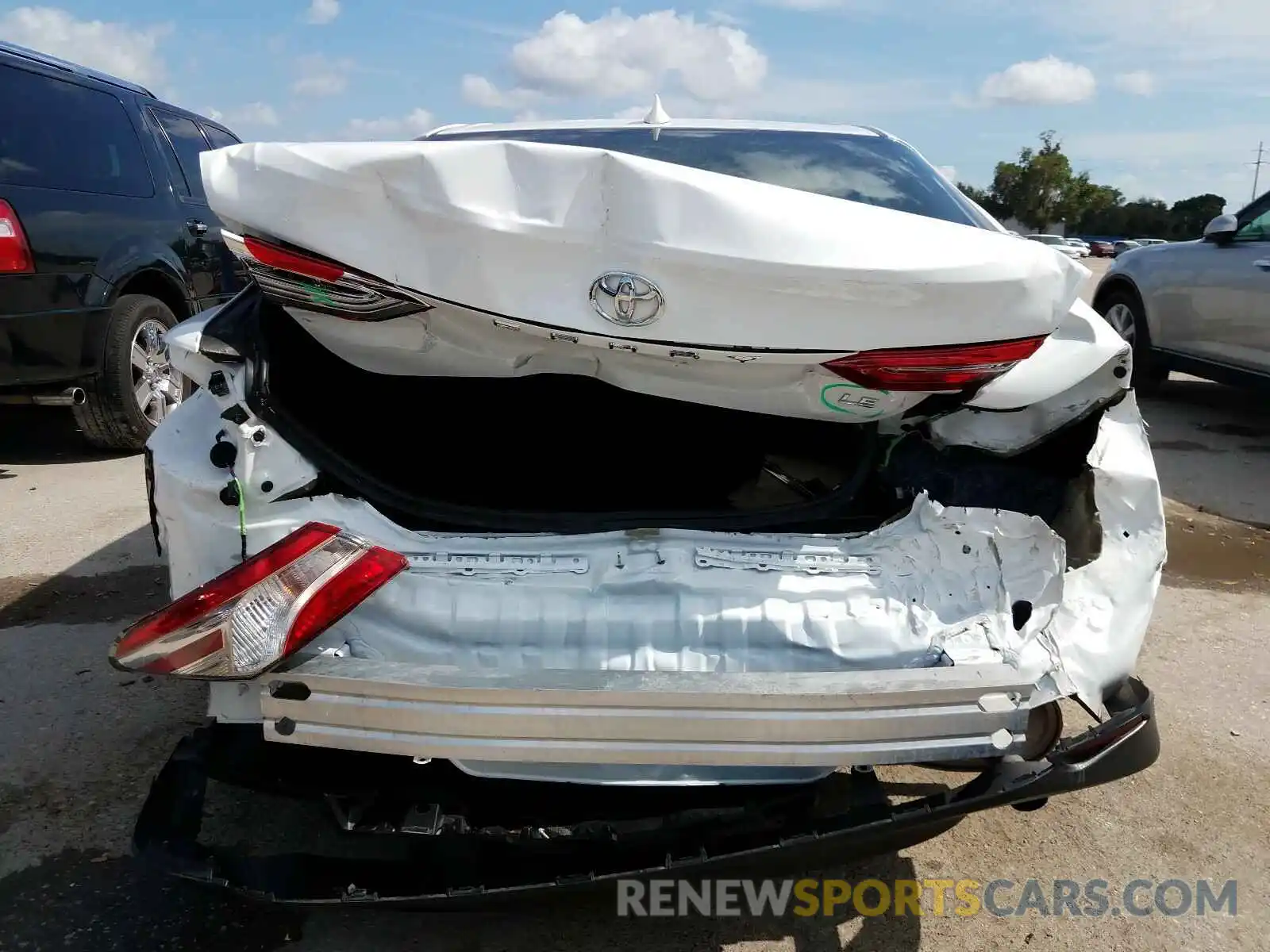 9 Photograph of a damaged car 4T1B11HK3KU791830 TOYOTA CAMRY 2019