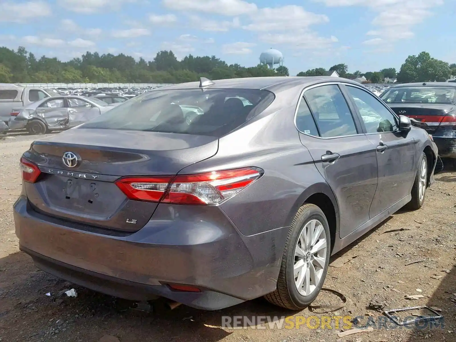 4 Фотография поврежденного автомобиля 4T1B11HK3KU792492 TOYOTA CAMRY 2019