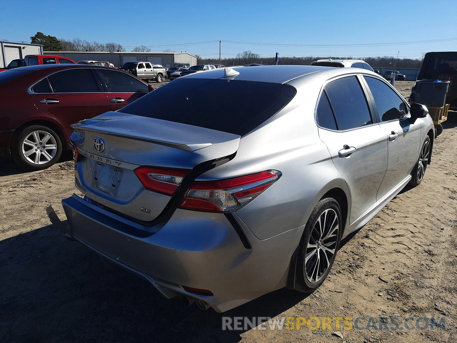 4 Photograph of a damaged car 4T1B11HK3KU795277 TOYOTA CAMRY 2019