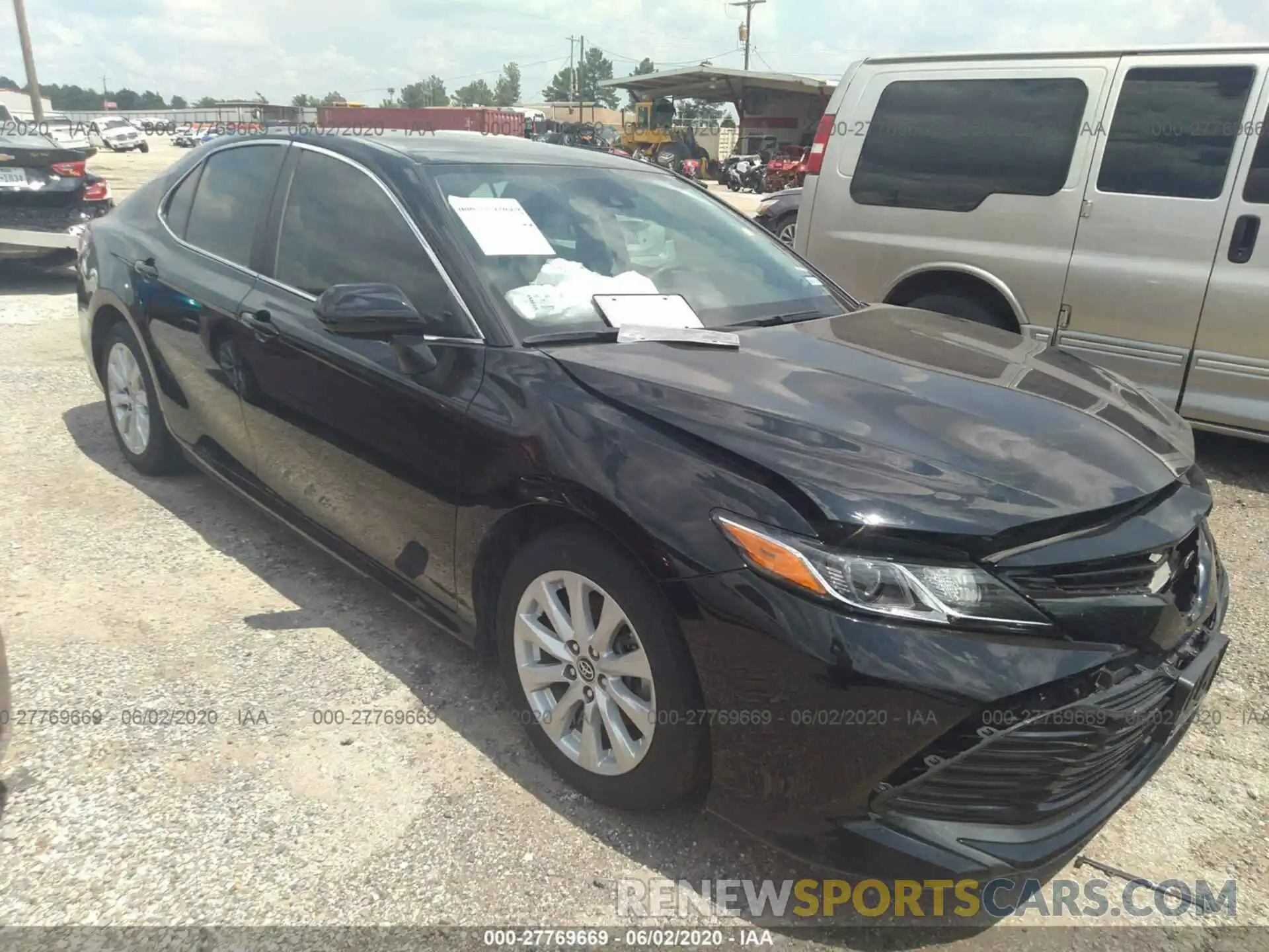 1 Photograph of a damaged car 4T1B11HK3KU797613 TOYOTA CAMRY 2019