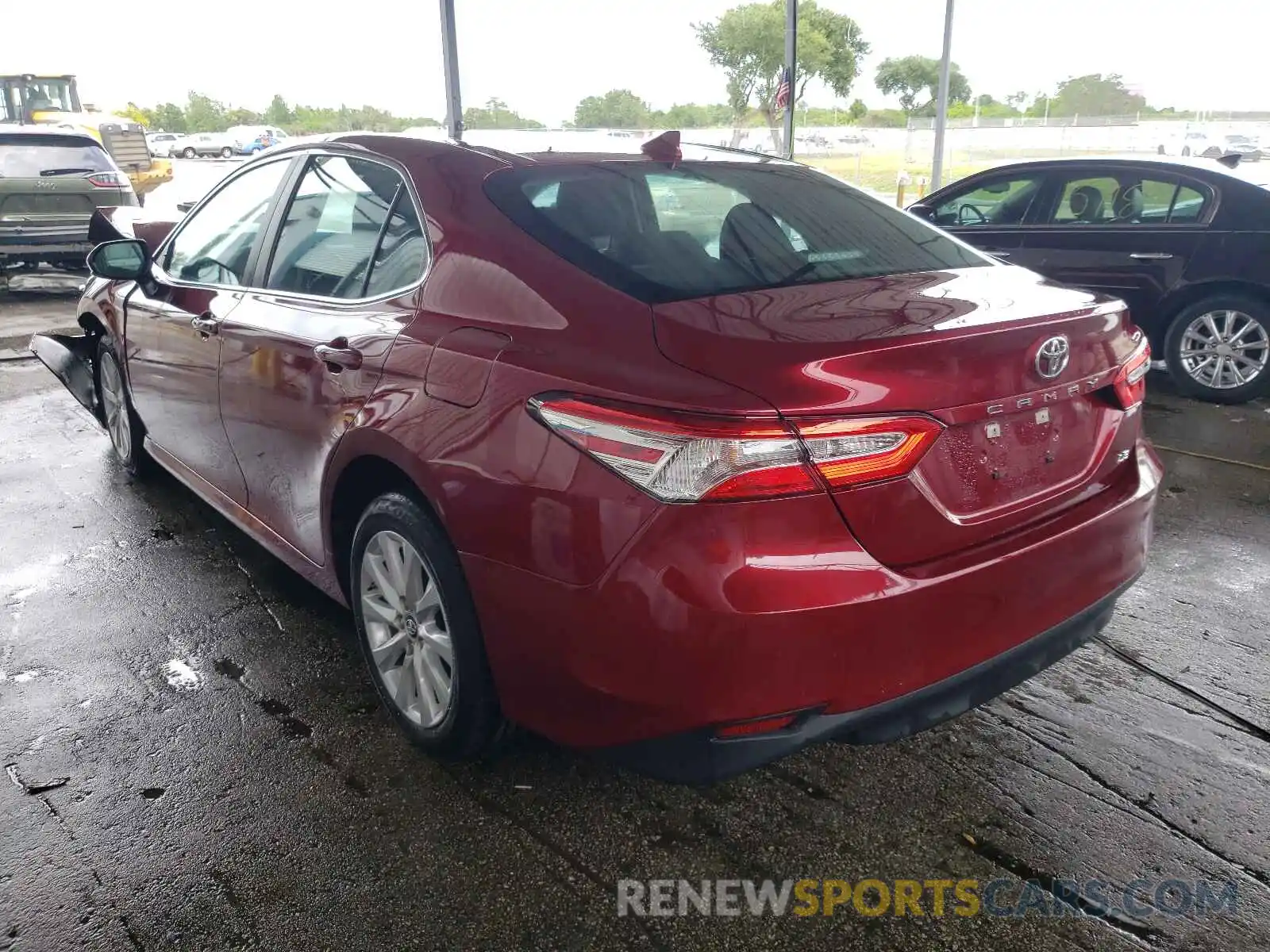 3 Photograph of a damaged car 4T1B11HK3KU797840 TOYOTA CAMRY 2019