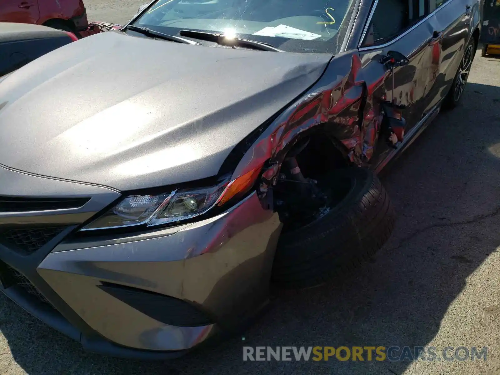 9 Photograph of a damaged car 4T1B11HK3KU799605 TOYOTA CAMRY 2019