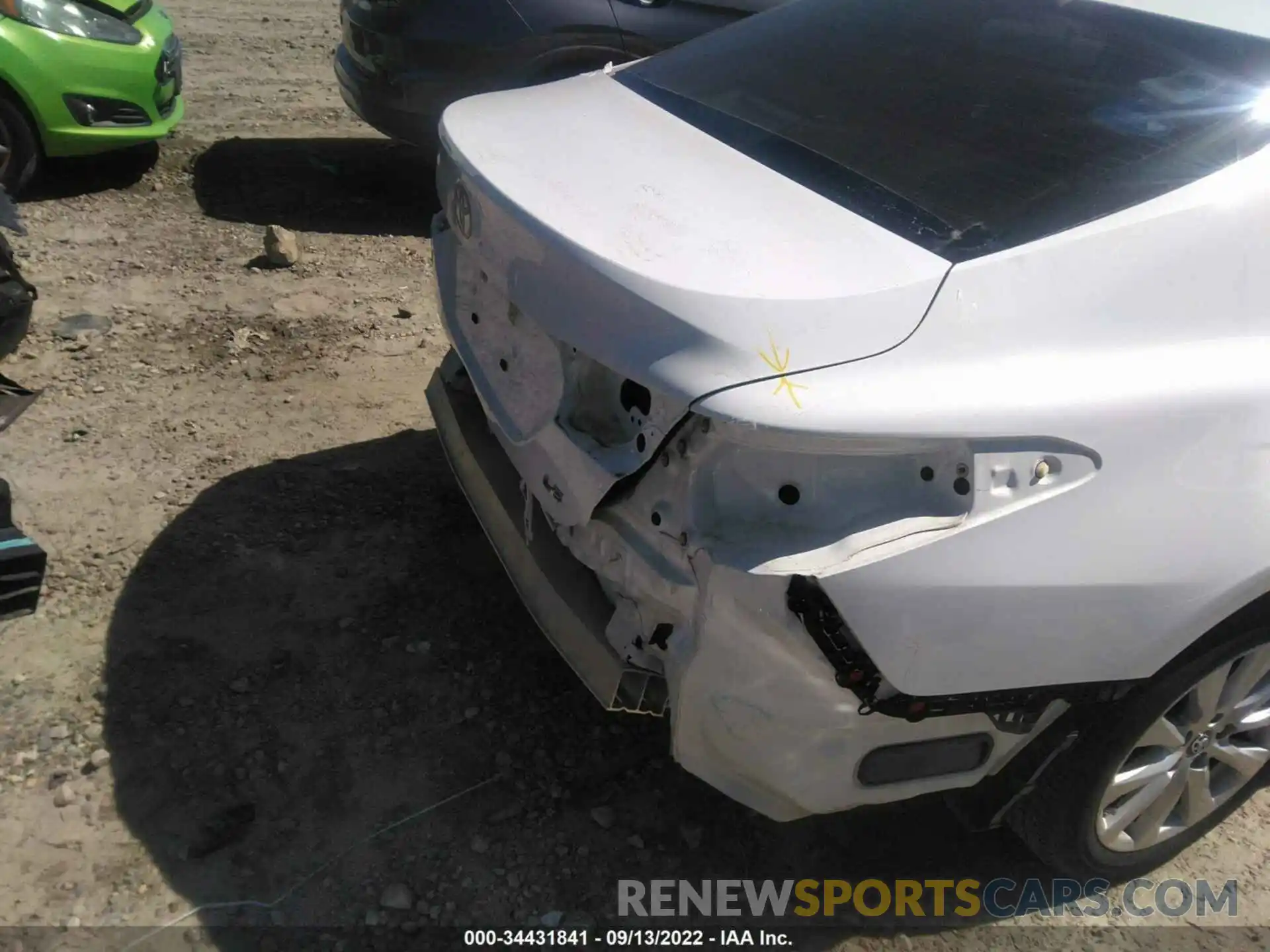 6 Photograph of a damaged car 4T1B11HK3KU799877 TOYOTA CAMRY 2019