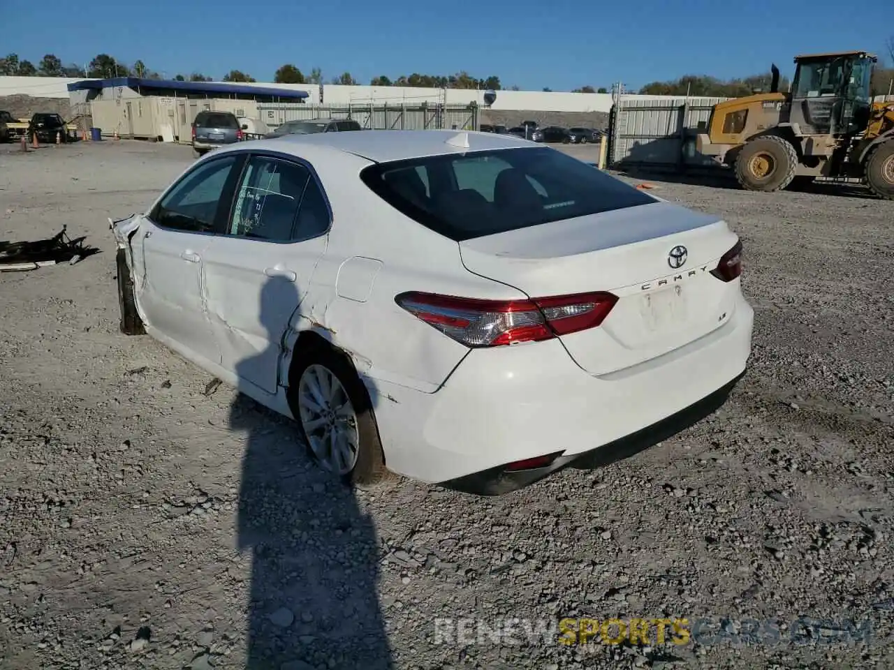 3 Фотография поврежденного автомобиля 4T1B11HK3KU801062 TOYOTA CAMRY 2019