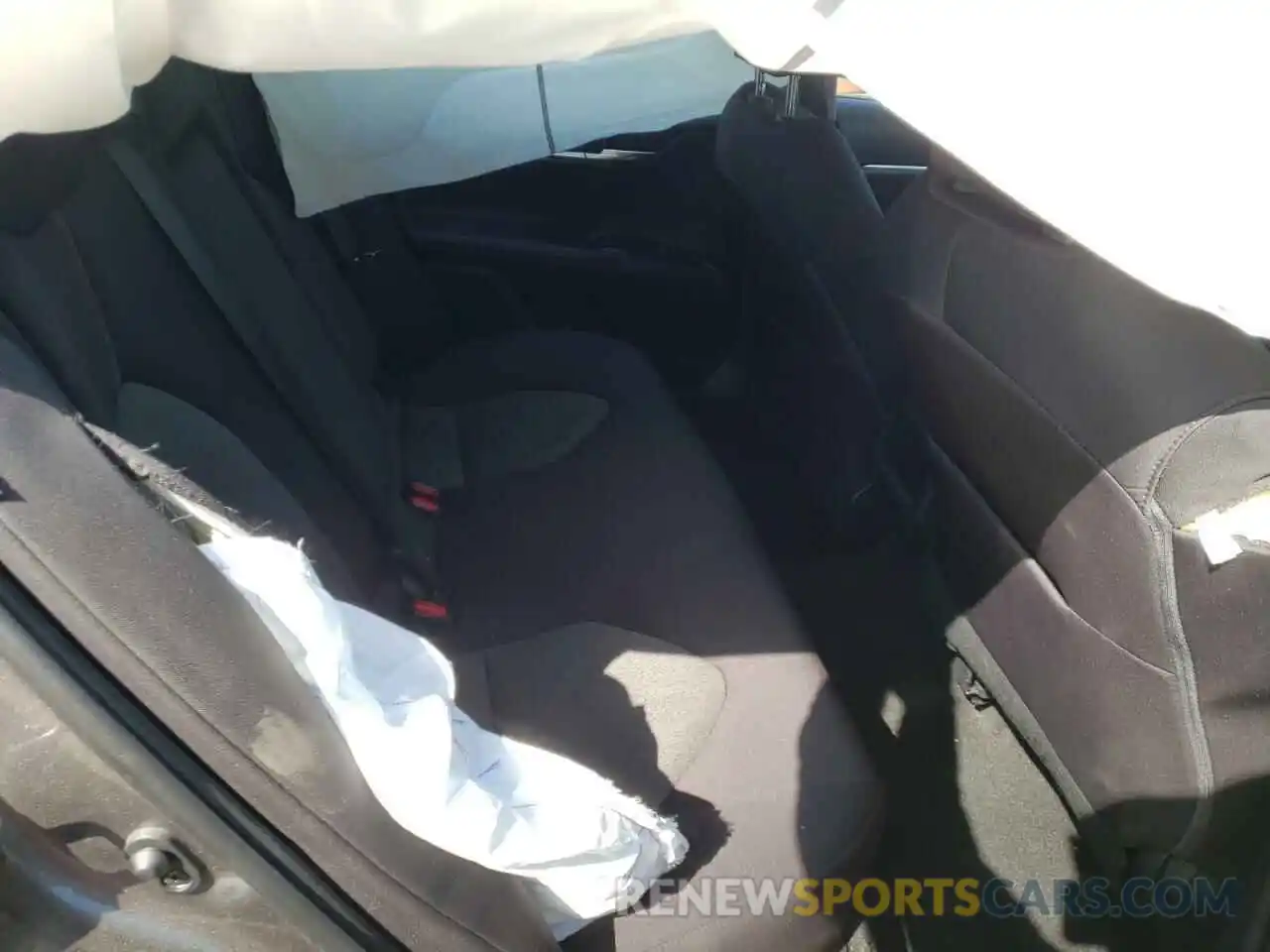 6 Photograph of a damaged car 4T1B11HK3KU801207 TOYOTA CAMRY 2019