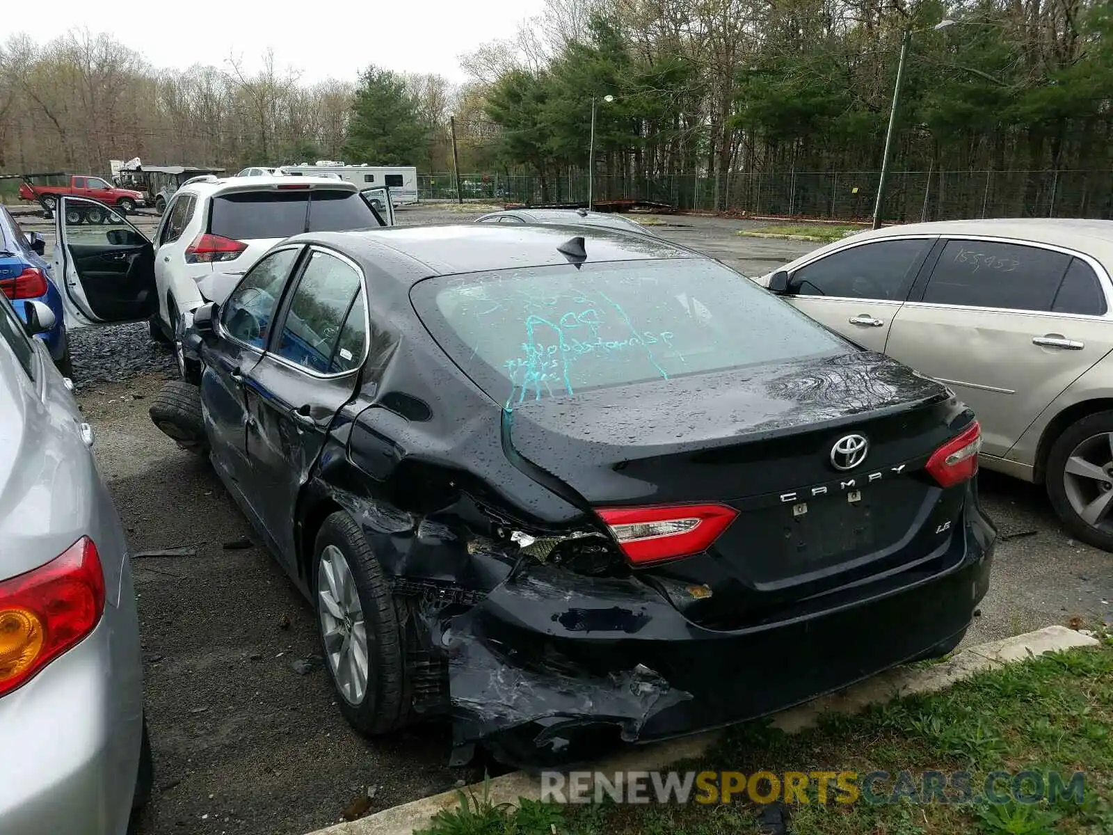 3 Photograph of a damaged car 4T1B11HK3KU801417 TOYOTA CAMRY 2019