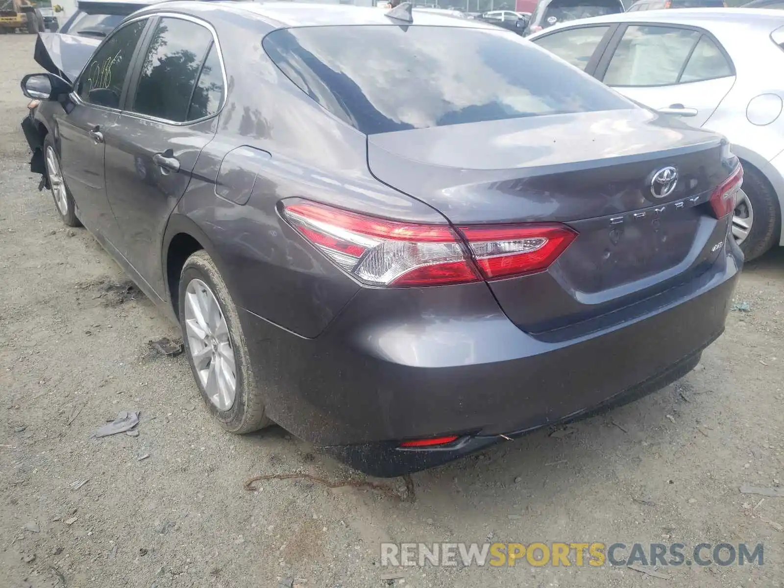 3 Photograph of a damaged car 4T1B11HK3KU801871 TOYOTA CAMRY 2019