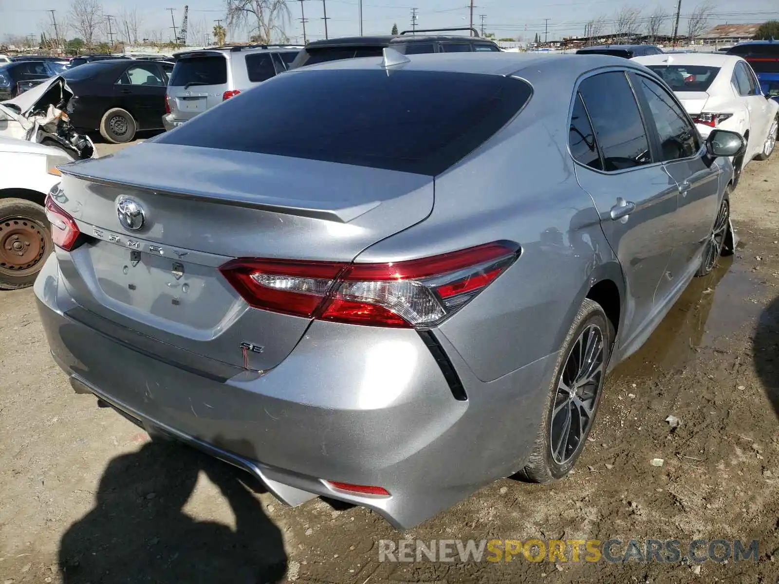 4 Photograph of a damaged car 4T1B11HK3KU805709 TOYOTA CAMRY 2019