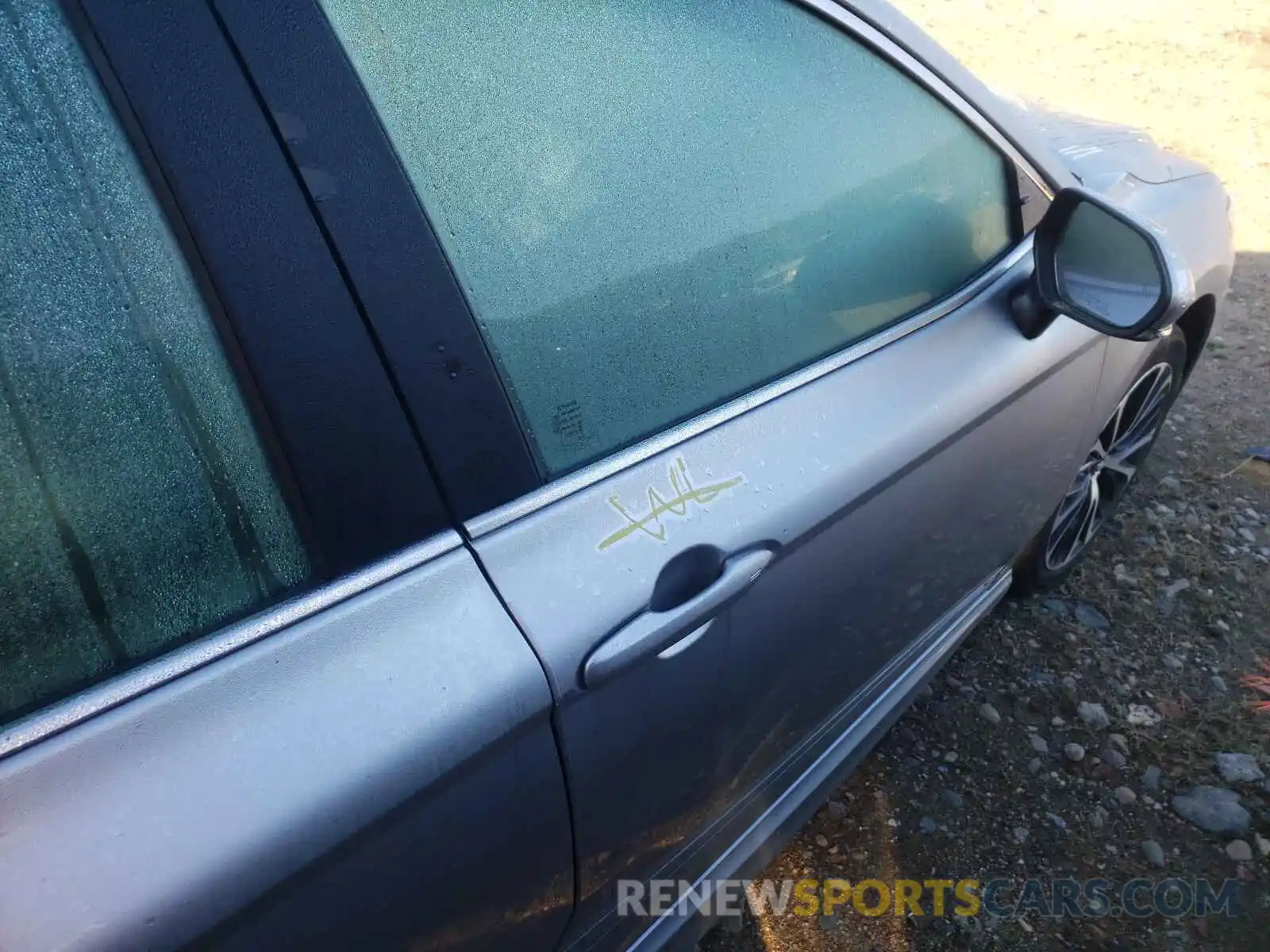 9 Photograph of a damaged car 4T1B11HK3KU806634 TOYOTA CAMRY 2019