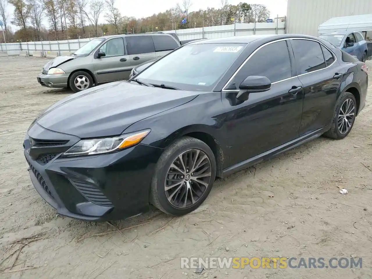 1 Photograph of a damaged car 4T1B11HK3KU807752 TOYOTA CAMRY 2019