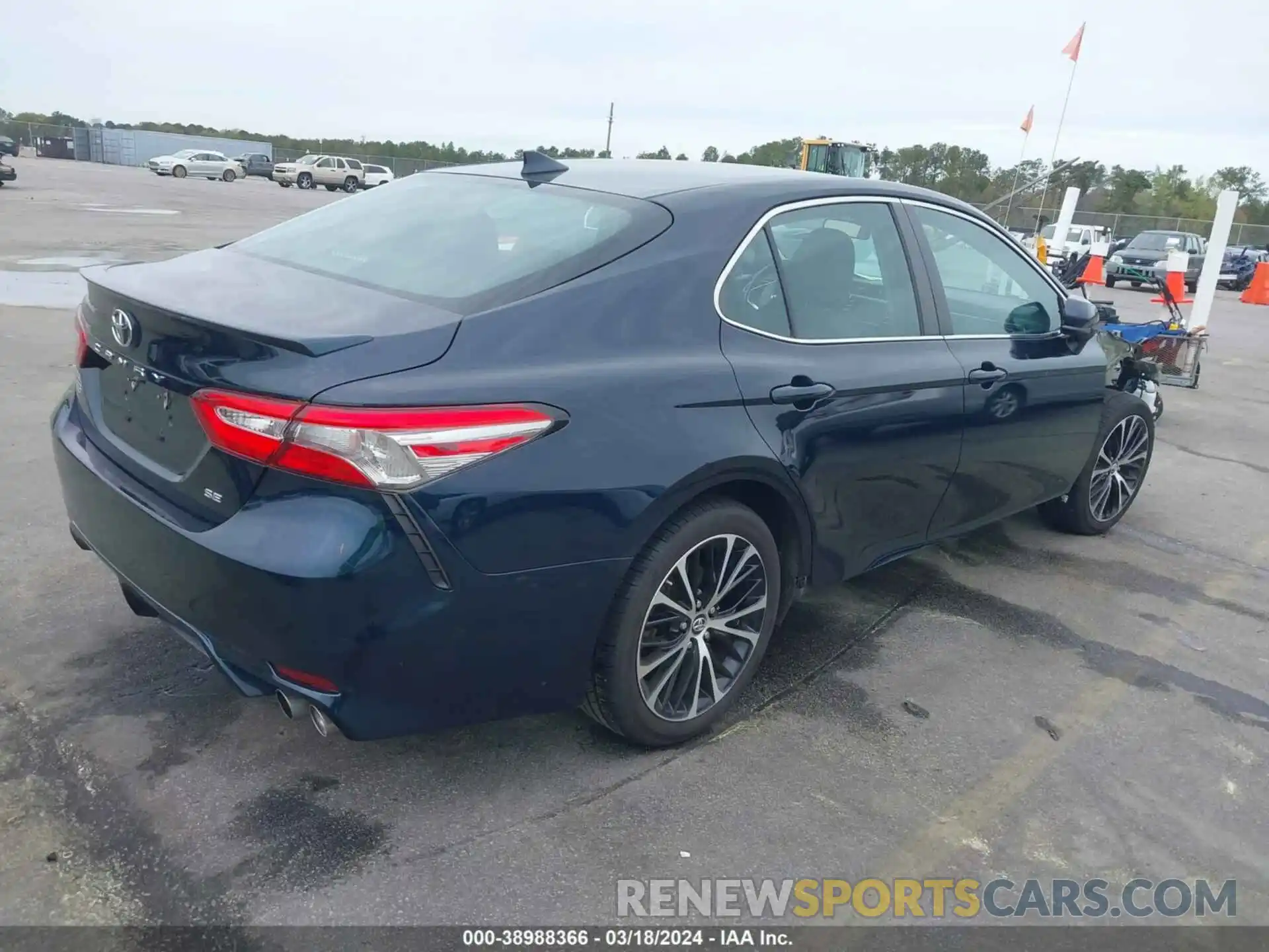 4 Photograph of a damaged car 4T1B11HK3KU810442 TOYOTA CAMRY 2019