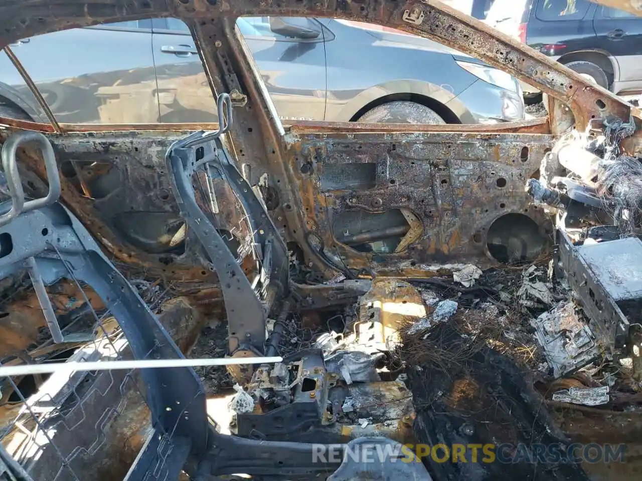 5 Photograph of a damaged car 4T1B11HK3KU812255 TOYOTA CAMRY 2019