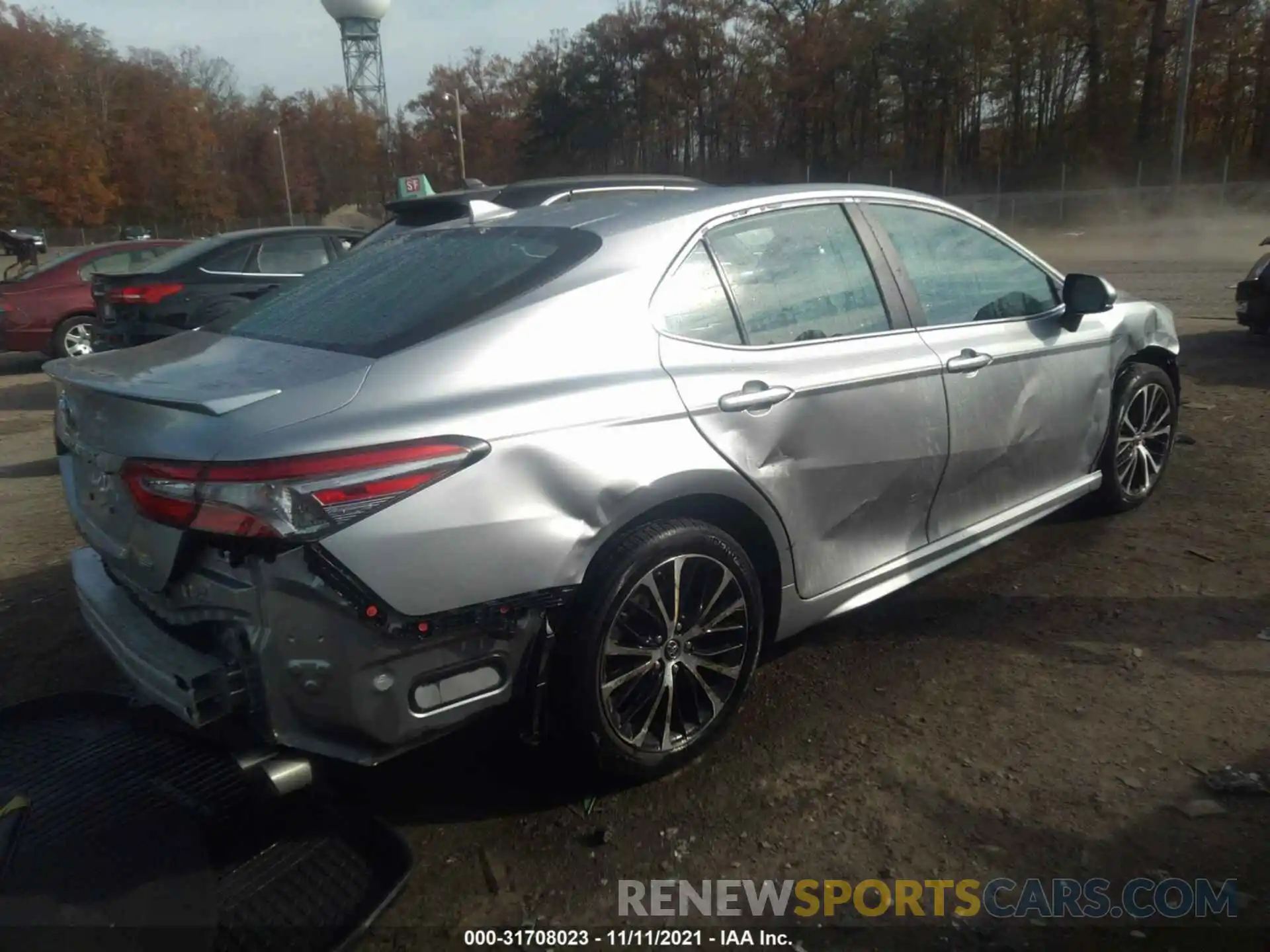 4 Photograph of a damaged car 4T1B11HK3KU813227 TOYOTA CAMRY 2019