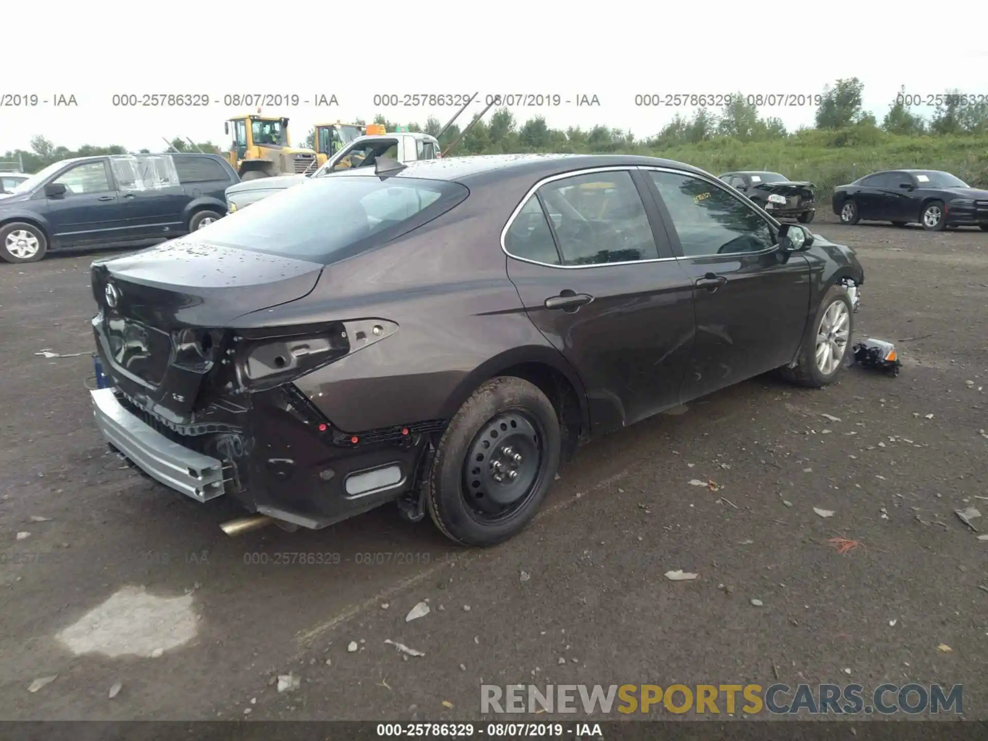 4 Фотография поврежденного автомобиля 4T1B11HK3KU814572 TOYOTA CAMRY 2019