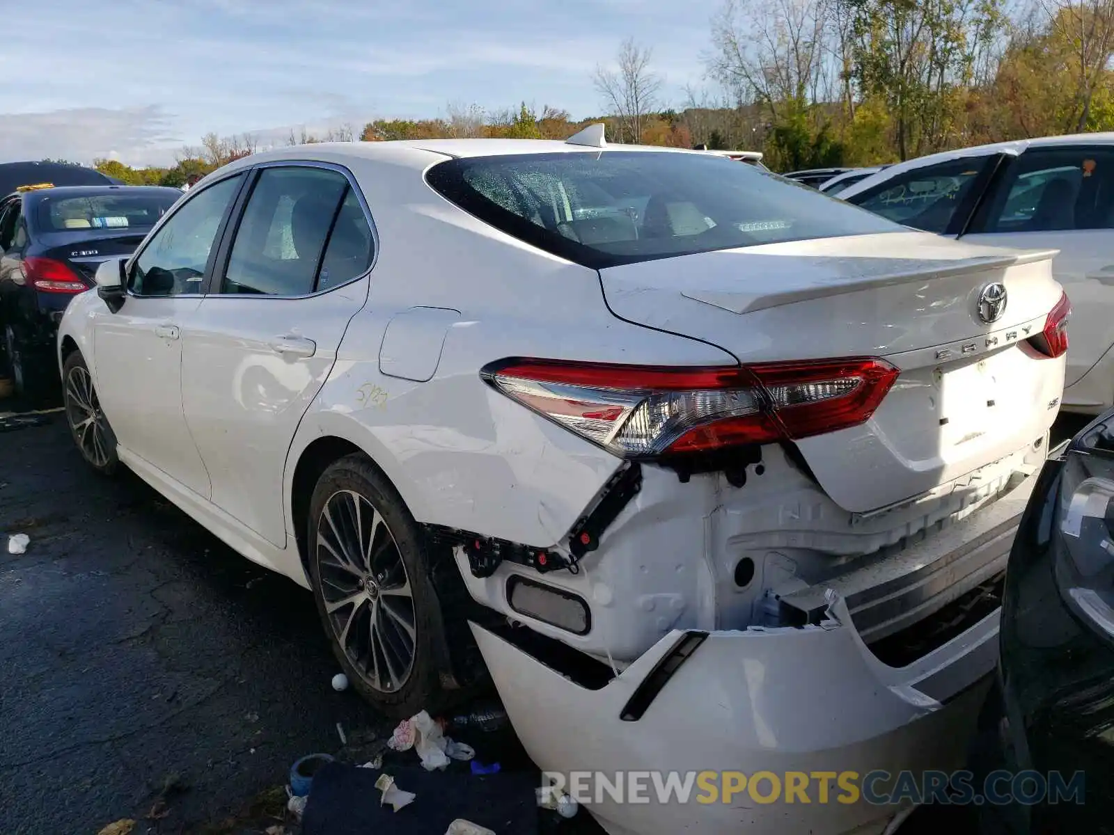 3 Photograph of a damaged car 4T1B11HK3KU816113 TOYOTA CAMRY 2019