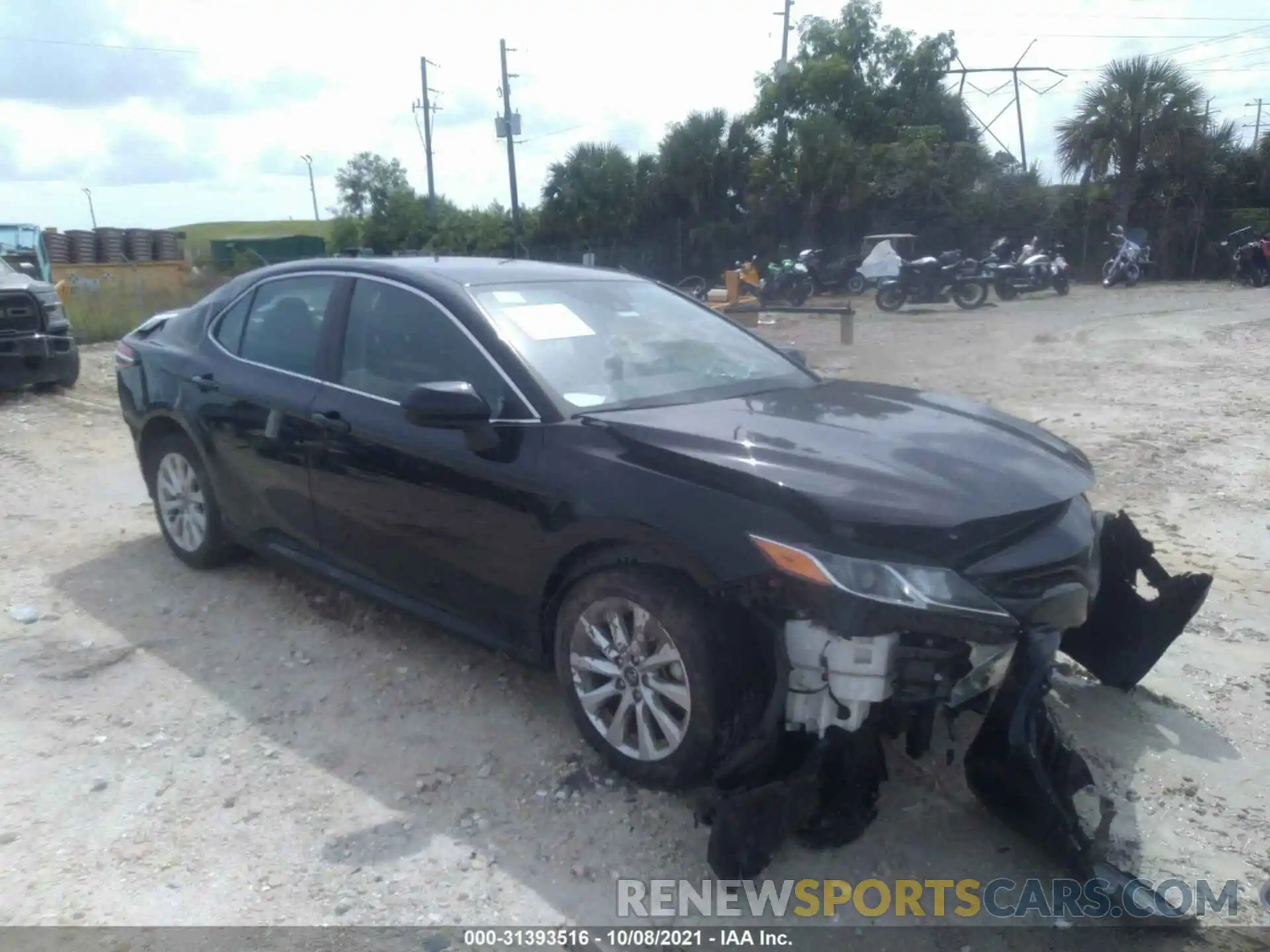 1 Photograph of a damaged car 4T1B11HK3KU819190 TOYOTA CAMRY 2019