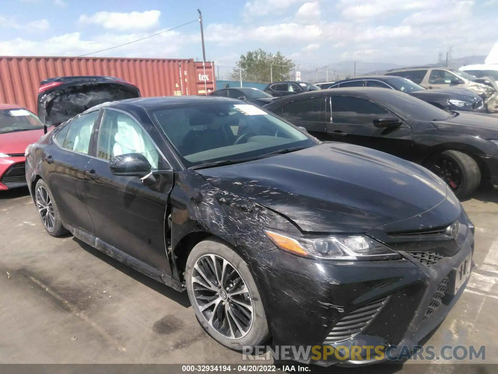 1 Photograph of a damaged car 4T1B11HK3KU819495 TOYOTA CAMRY 2019