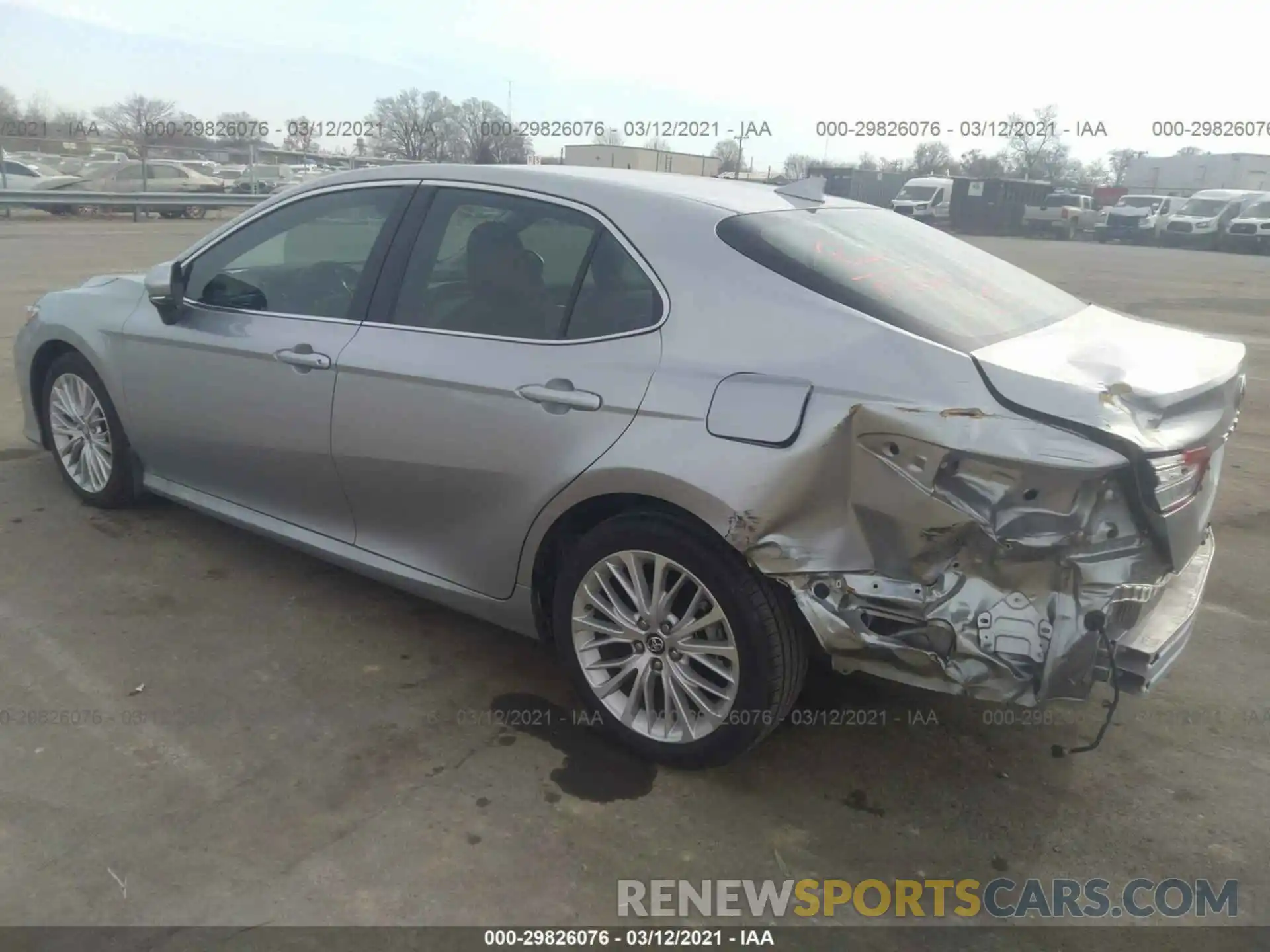 3 Photograph of a damaged car 4T1B11HK3KU821747 TOYOTA CAMRY 2019