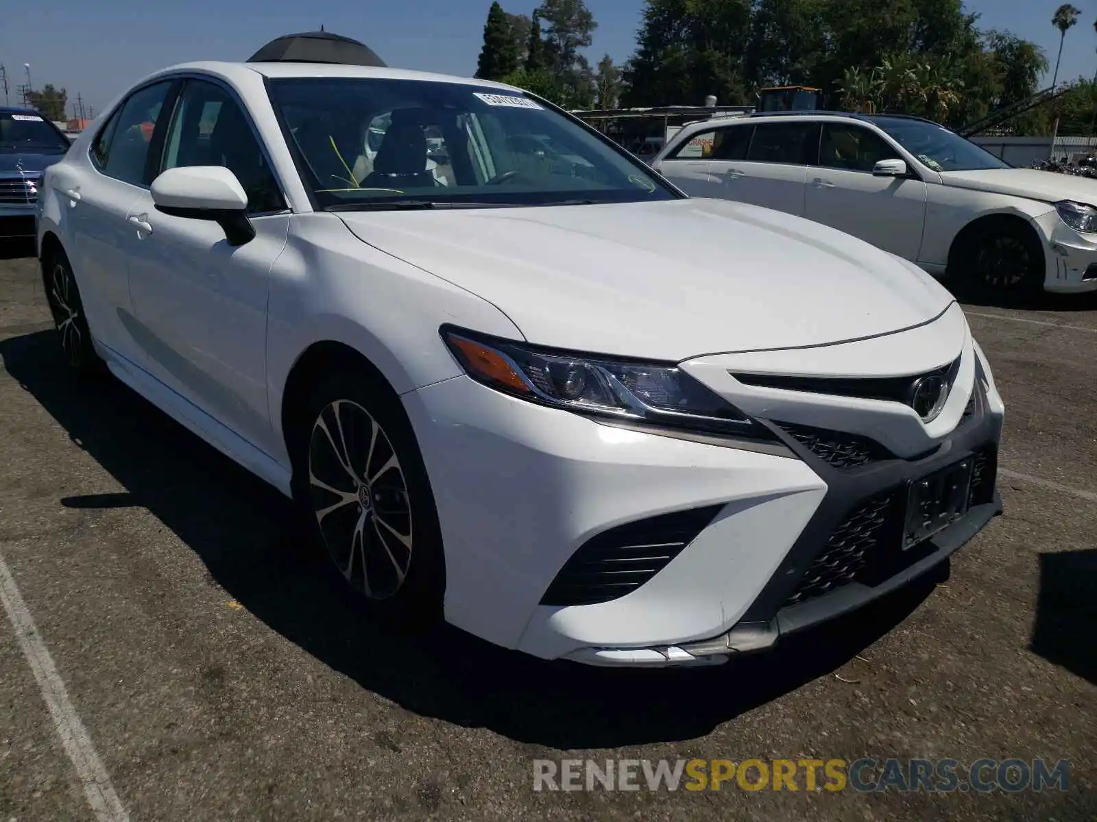 1 Photograph of a damaged car 4T1B11HK3KU823160 TOYOTA CAMRY 2019