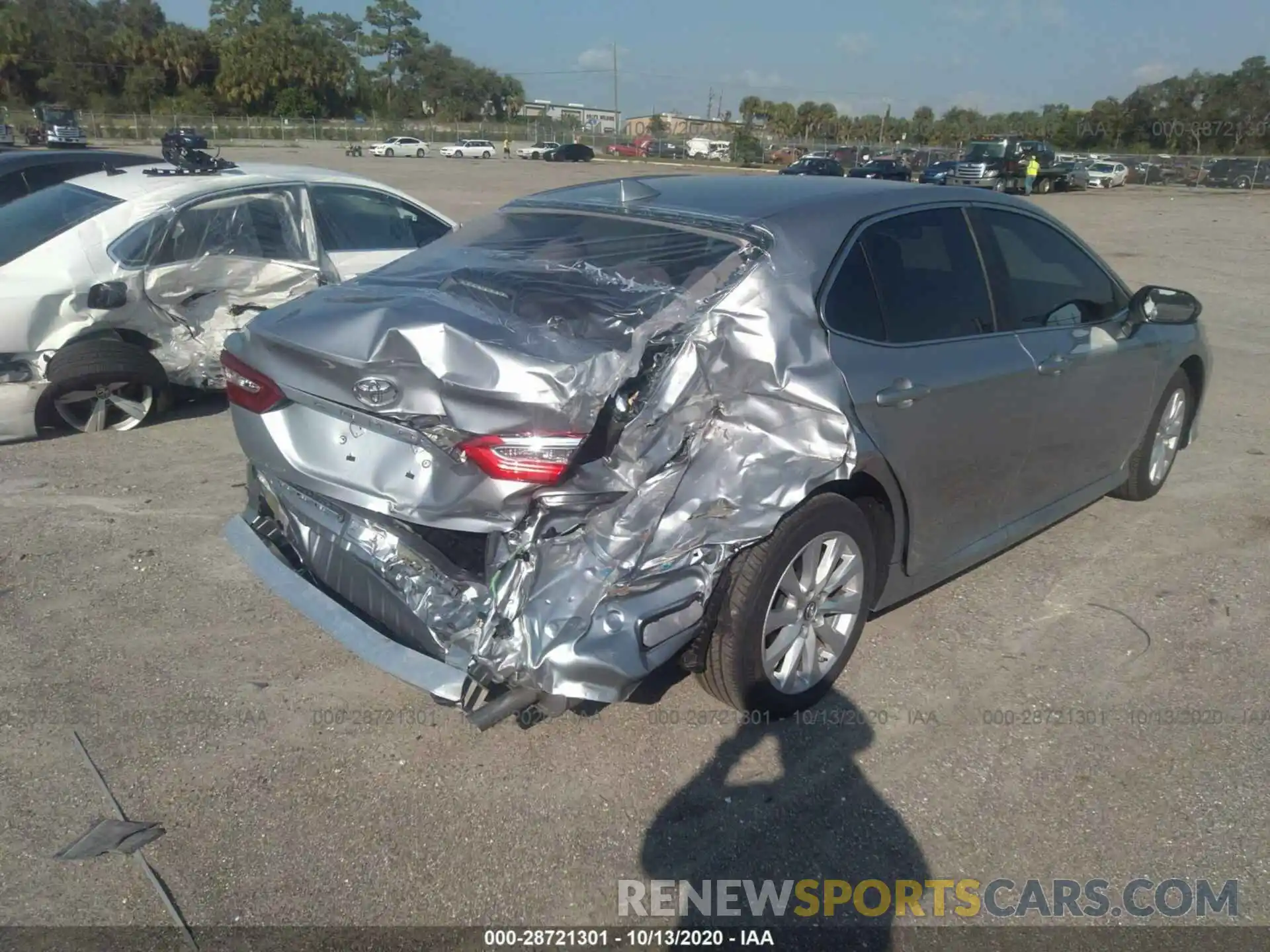 6 Photograph of a damaged car 4T1B11HK3KU823448 TOYOTA CAMRY 2019