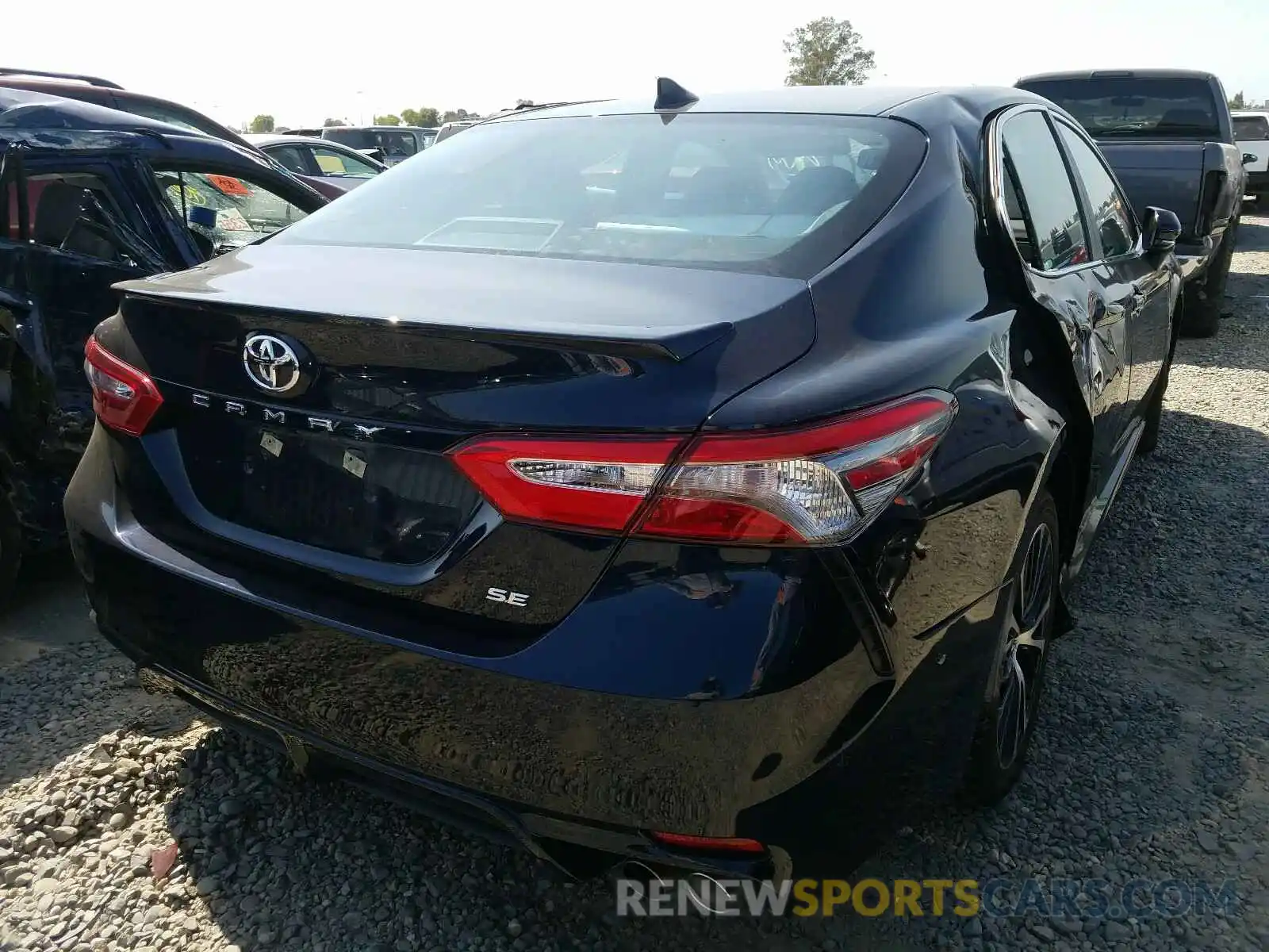 4 Photograph of a damaged car 4T1B11HK3KU824194 TOYOTA CAMRY 2019